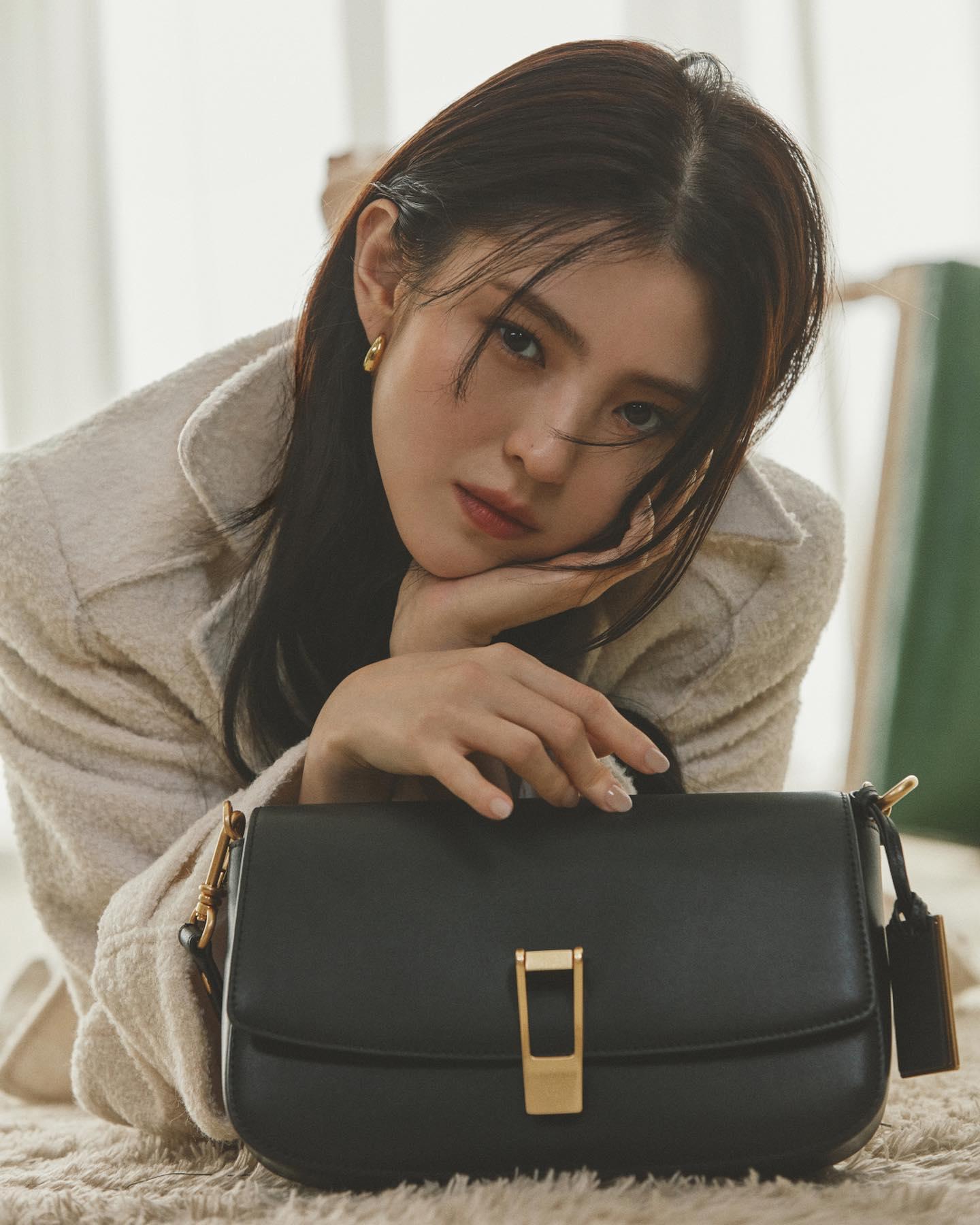 한소희 언니🤎💛가을가방 다했음 이미지9