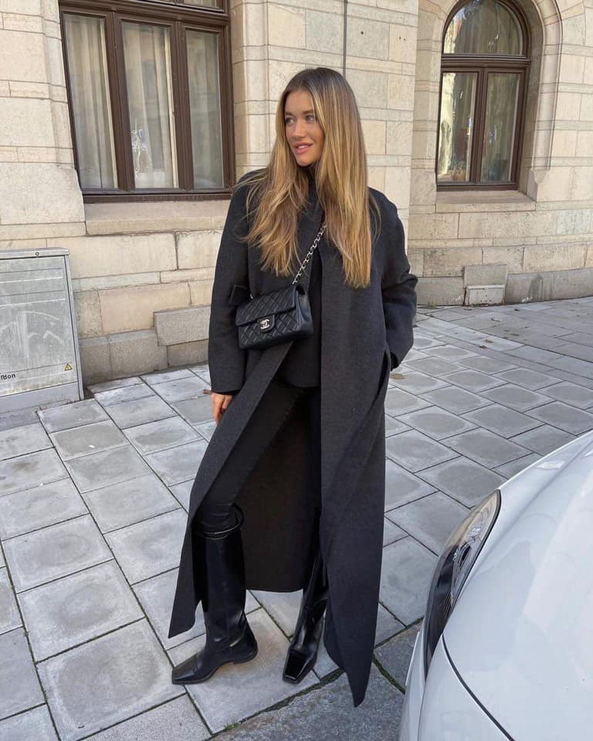 당장 코트 꺼내기🌪🖤 이미지6