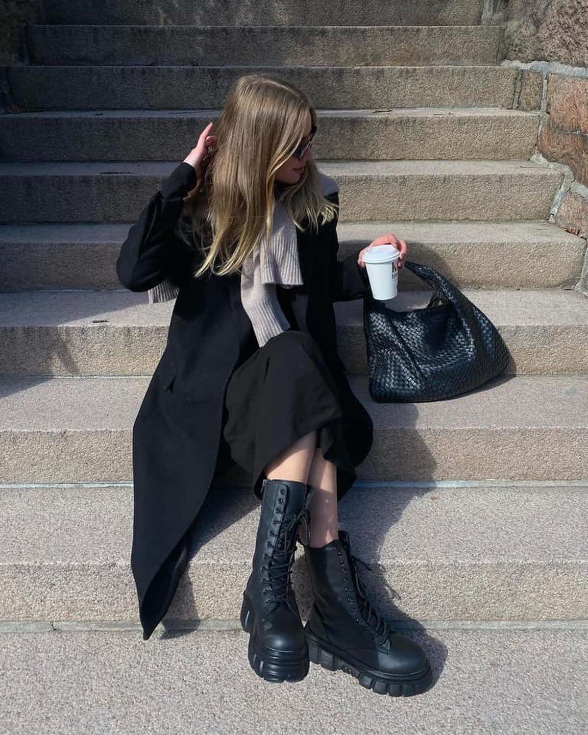 당장 코트 꺼내기🌪🖤 이미지8