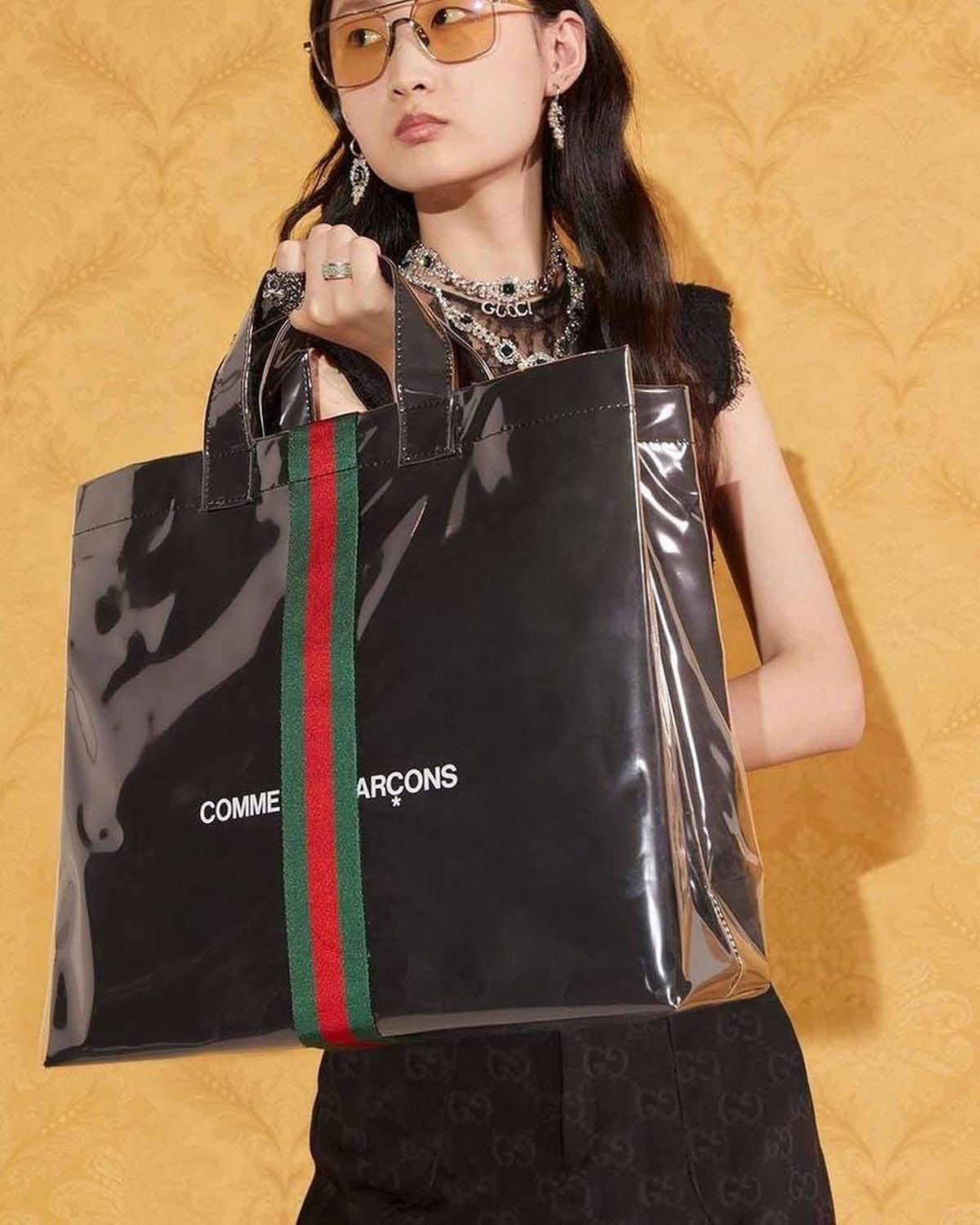 눈길가는 구찌 가르송 토트백🖤❤️ 이미지