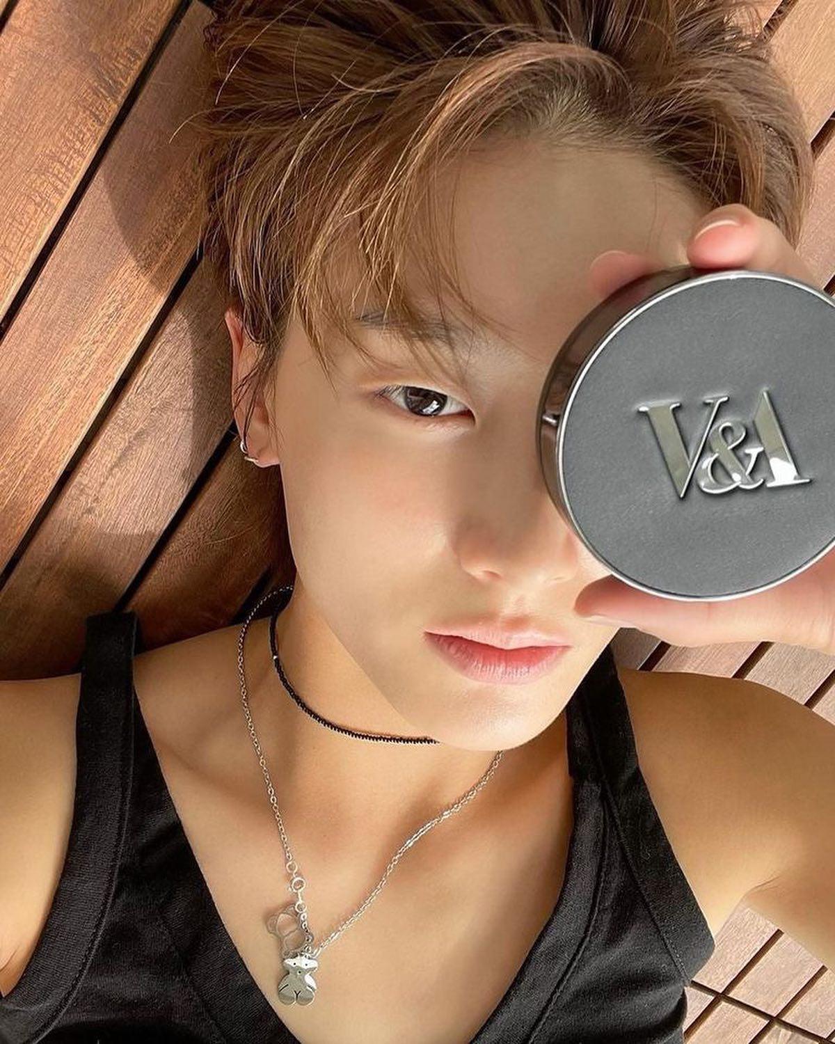 여럿 치이는 차수민의 중성무드😎 이미지10