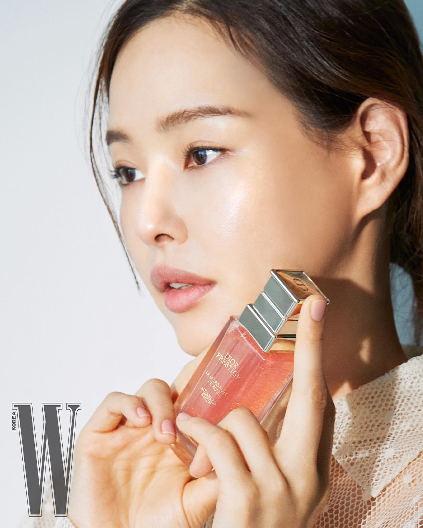 고급진 하늬언니🌹💖매력있어
이하늬 x 디올 프레스티지 화보❤️ @예뻐요 #광고 #디올뷰티 이미지3