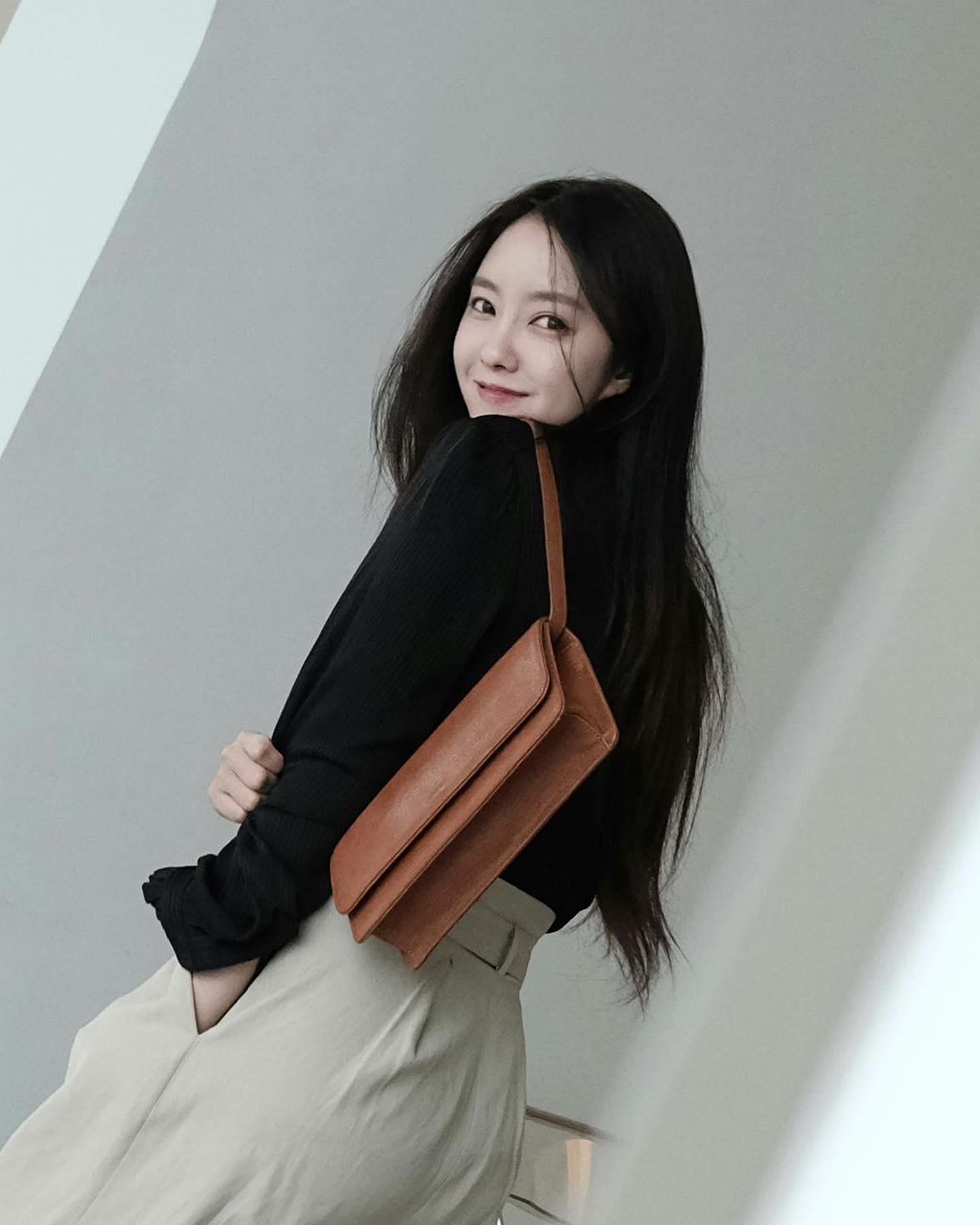 어느 코디룩에든 좋은🥖🧡패티백 이미지1