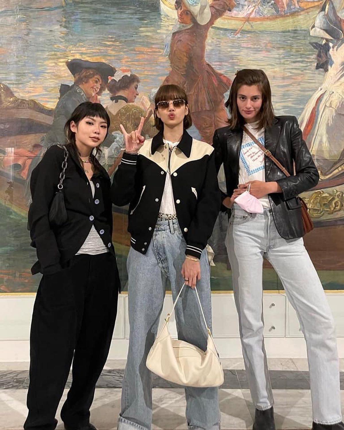 리사의 모델같은 프랑스 일상⭐️ 이미지1