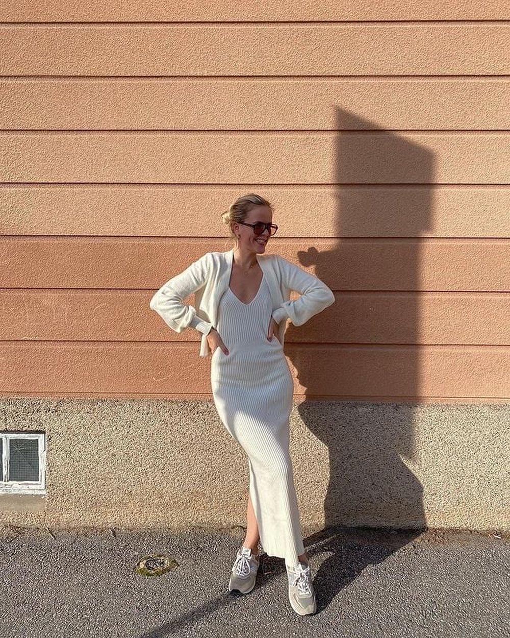 언제나 깔끔한 크림색 니트🤍🎂 이미지3