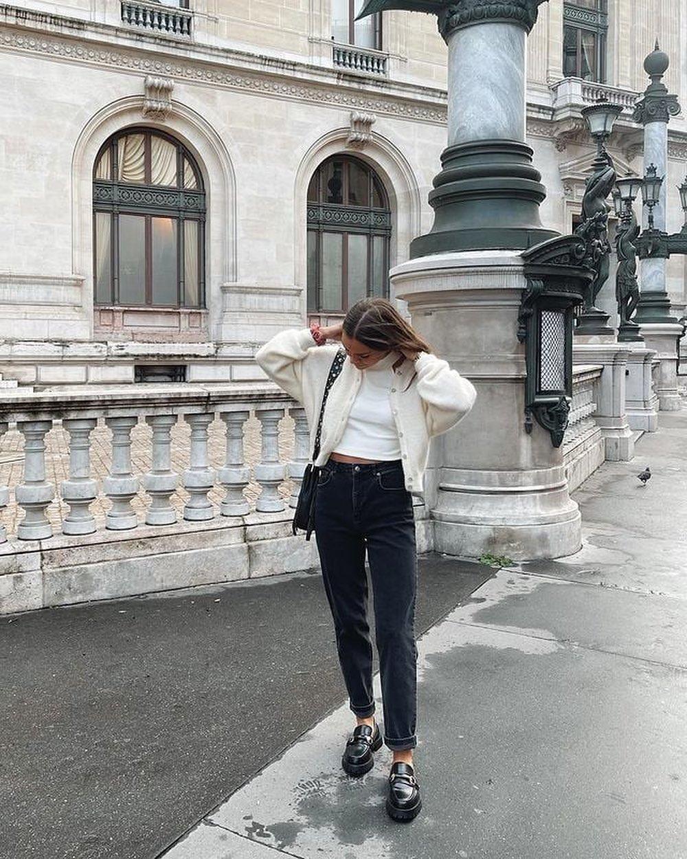 언제나 깔끔한 크림색 니트🤍🎂 이미지4