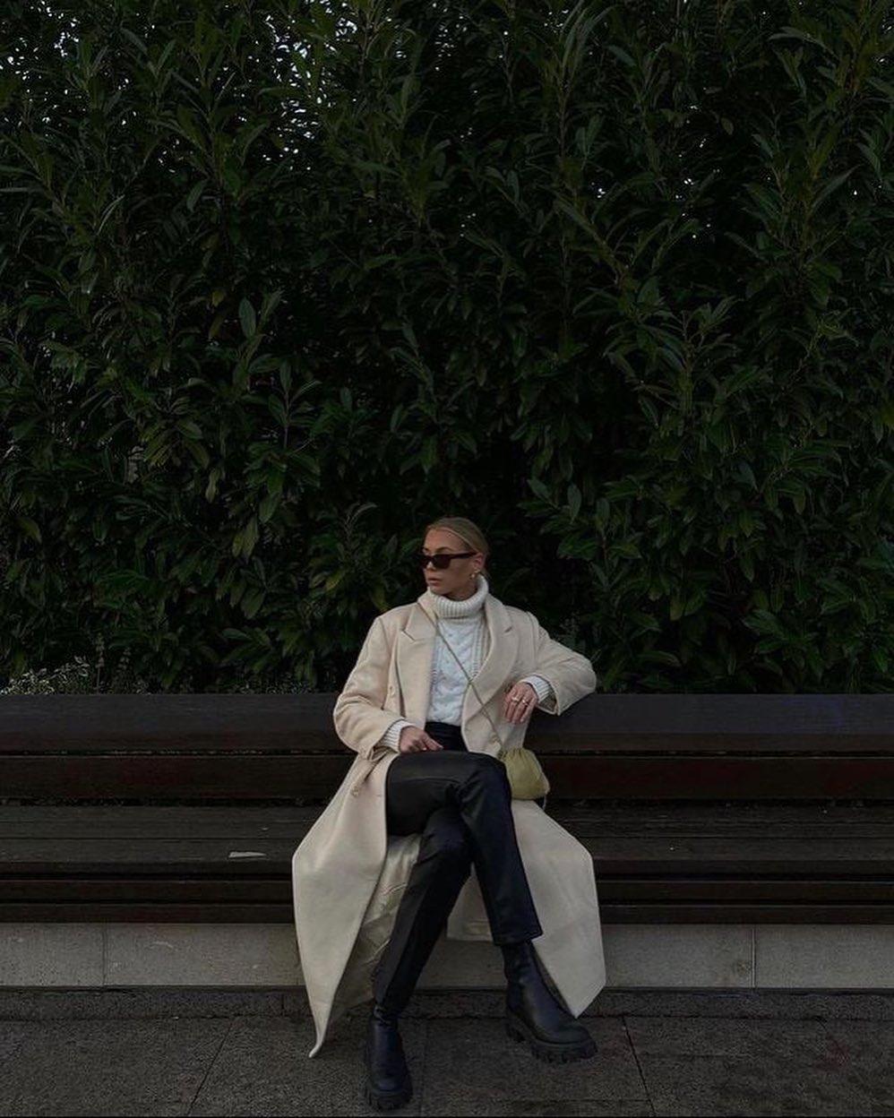 언제나 깔끔한 크림색 니트🤍🎂 이미지5