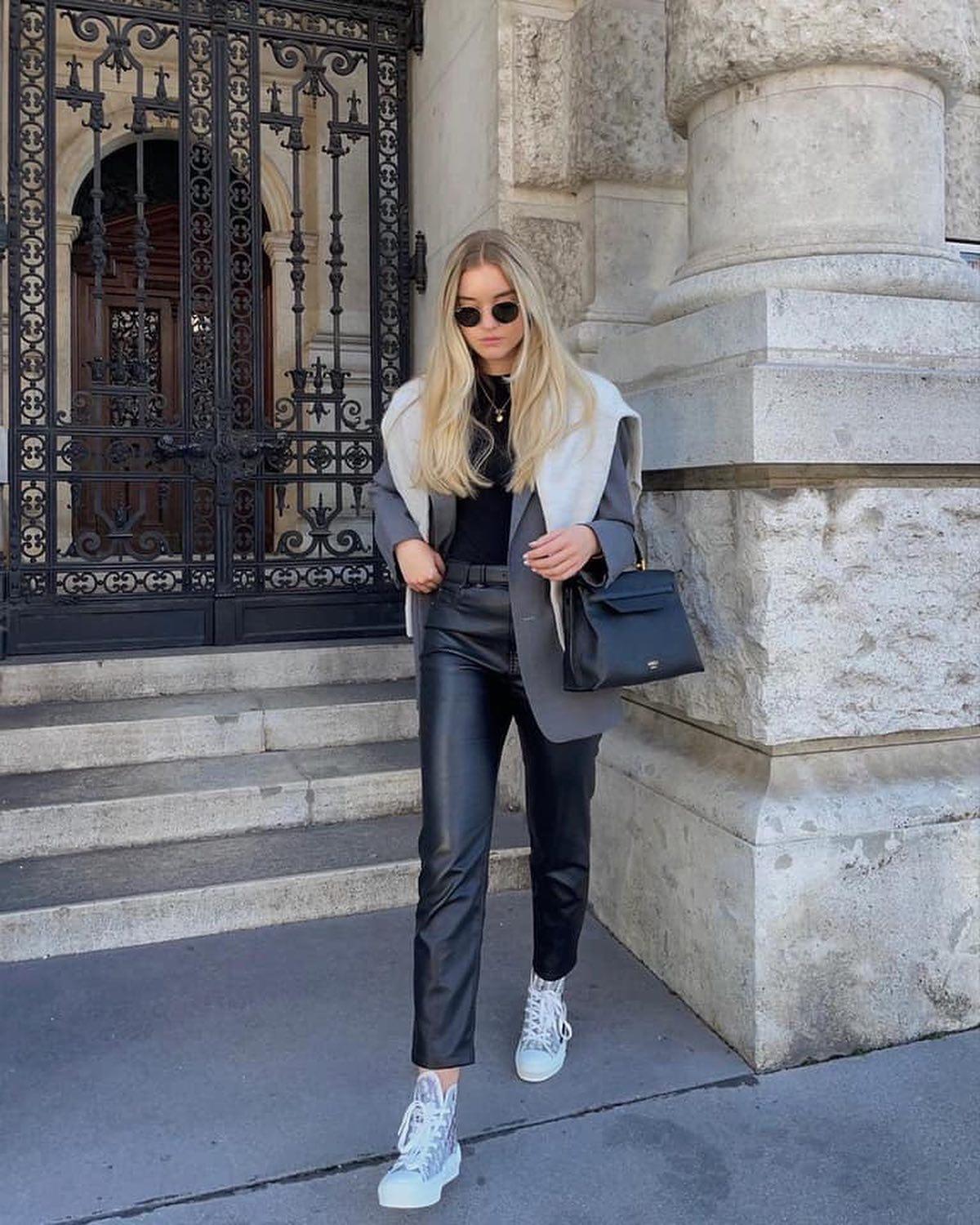 가죽바지 하나로 패피😎🖤 이미지4