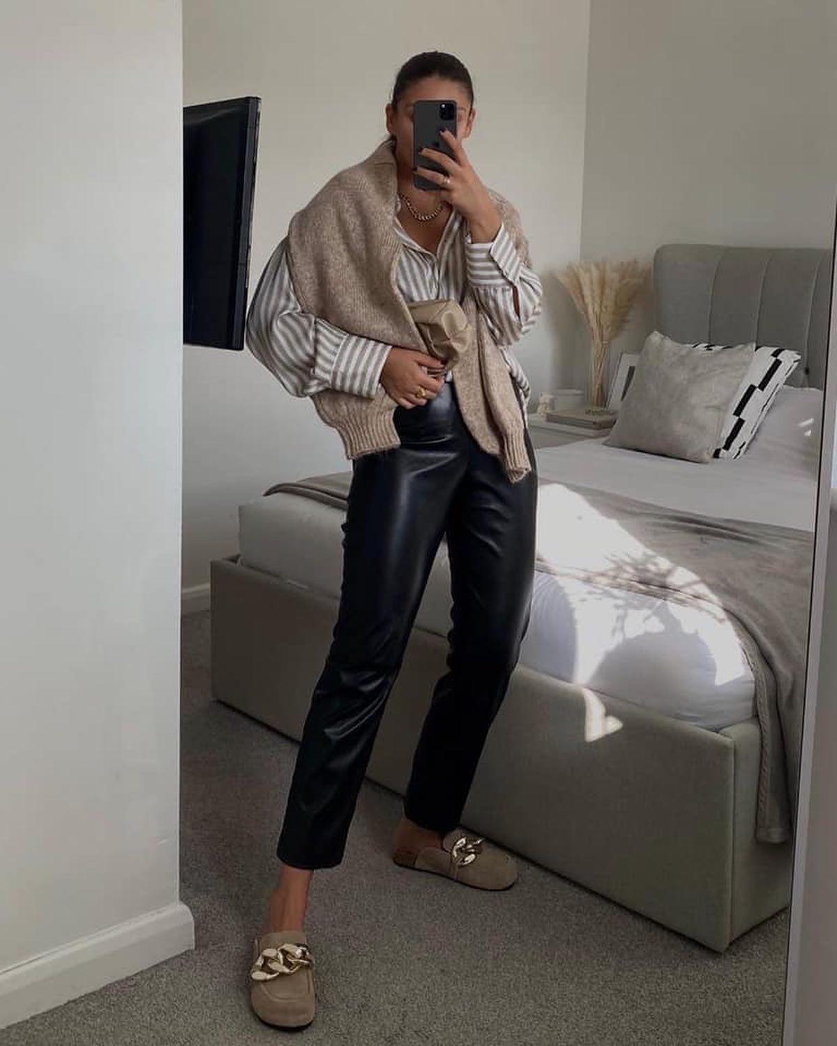 가죽바지 하나로 패피😎🖤 이미지6