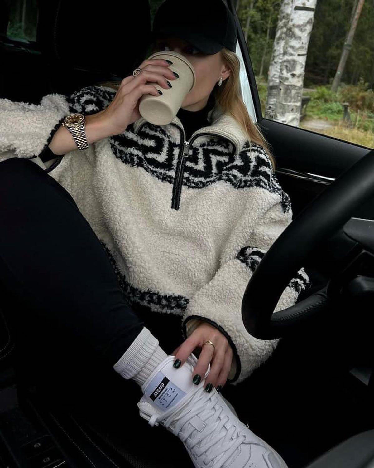 이런 니트 살까 말까🤢🤍 이미지3