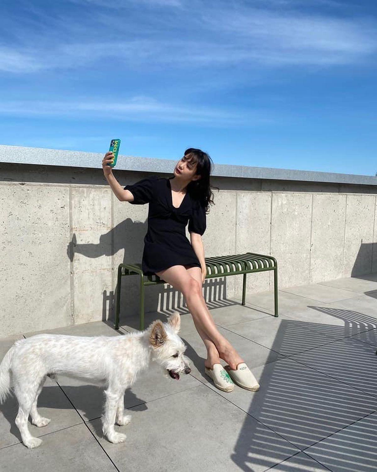 언제나 러블리한 매력💚윤승아 이미지4