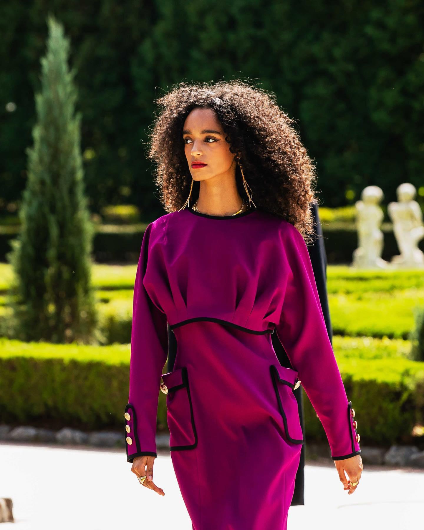 황영롱의 YL HWANG 런칭⛲️❤️
블핑, 수지, 김태희 등이 선택한 디자이너의 감각 21FW💎 #광고 이미지2