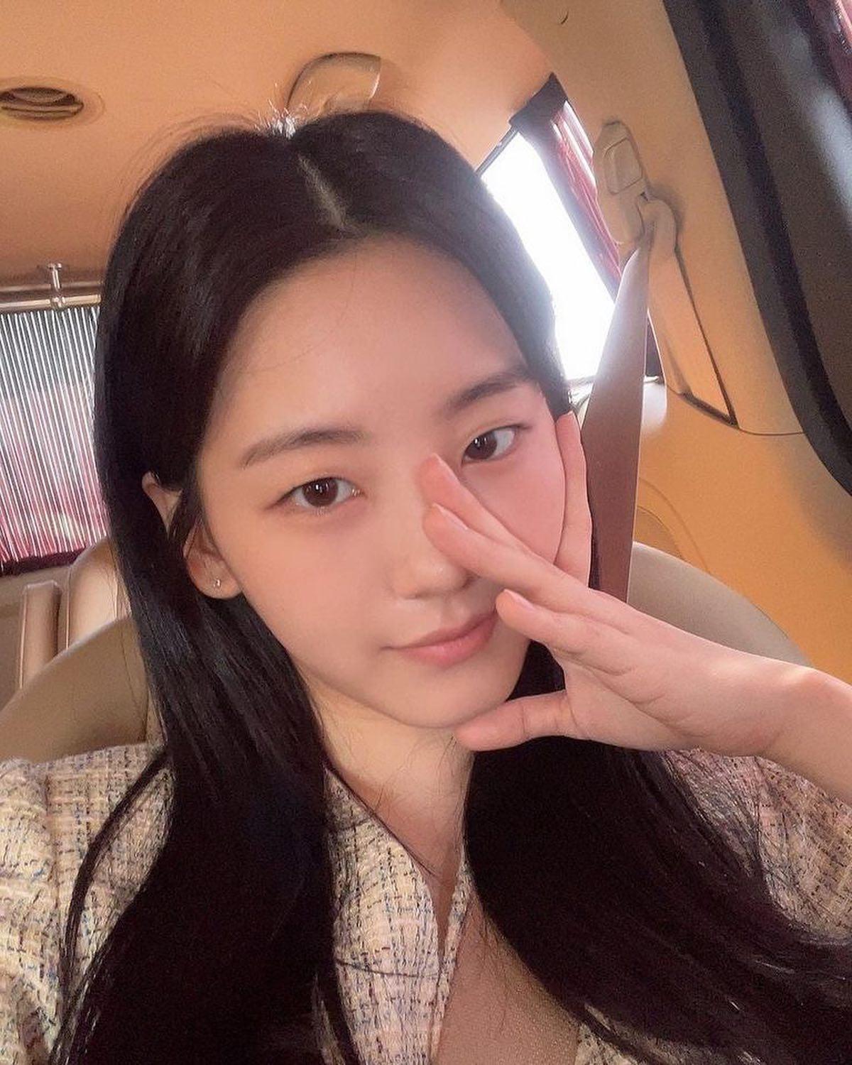 만능미모 조이현의 청순무드✨🖤 이미지2