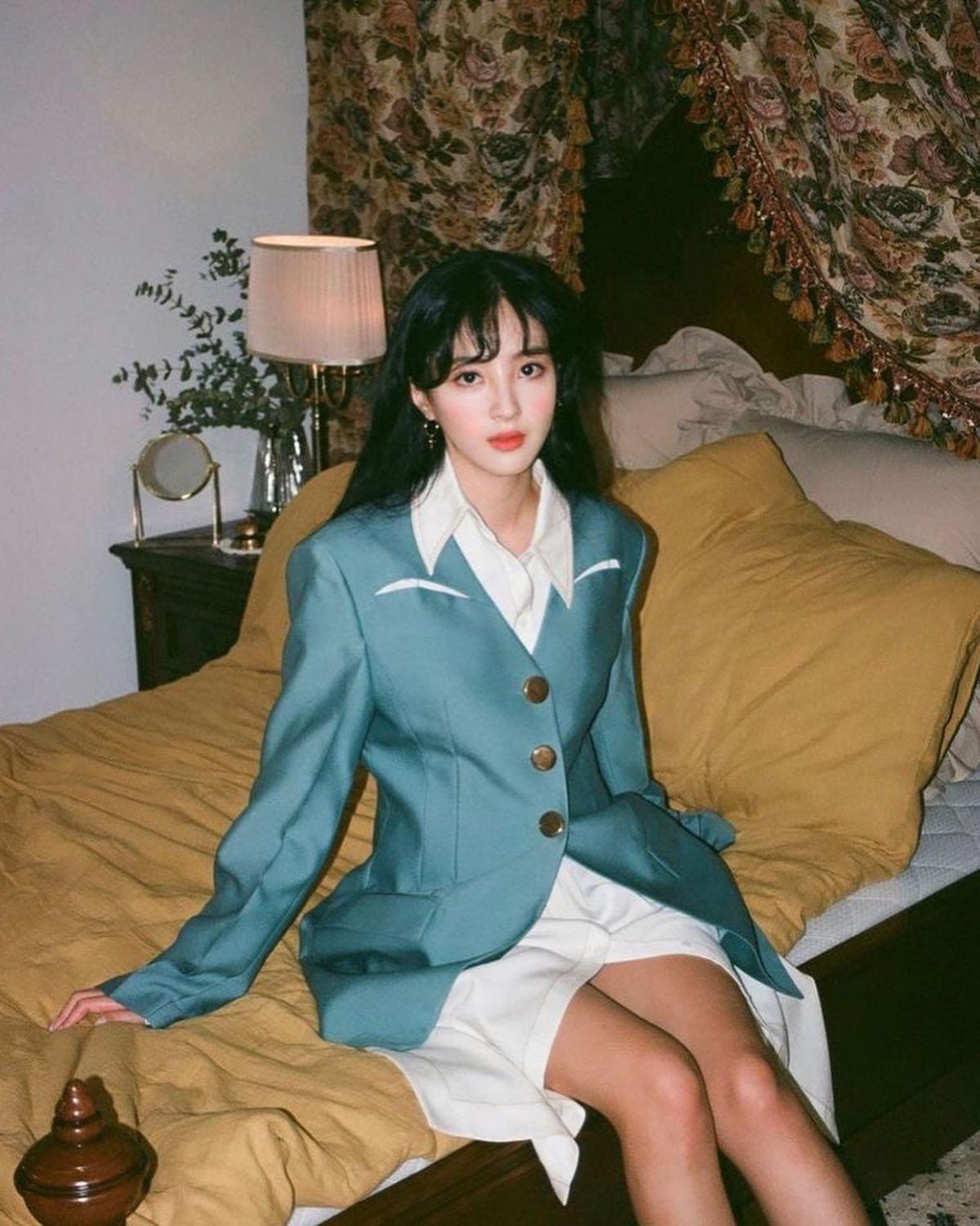 정혜성의 돋보이는 스타일 센스👩🏻‍🏫 이미지4