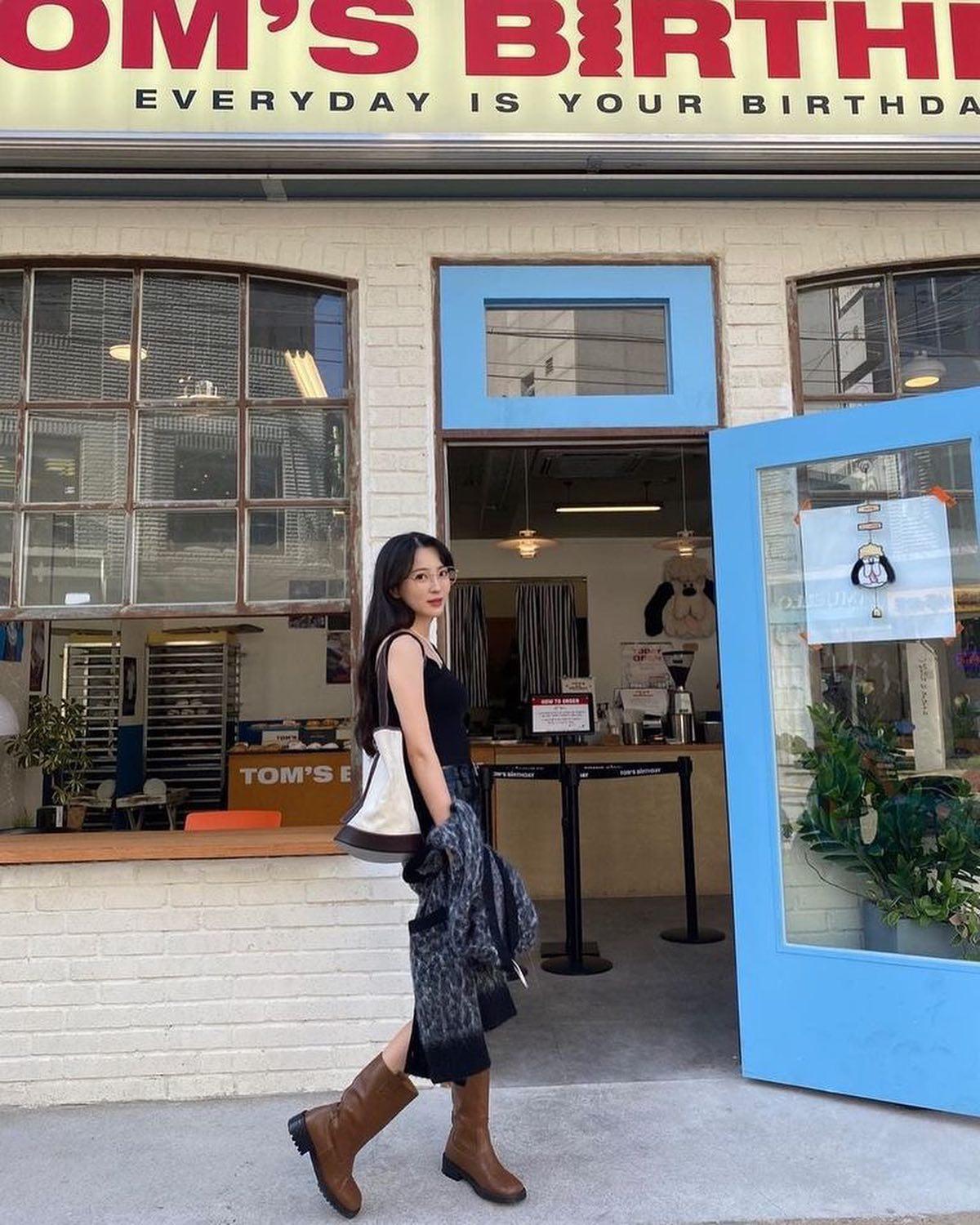 정혜성의 돋보이는 스타일 센스👩🏻‍🏫 이미지9