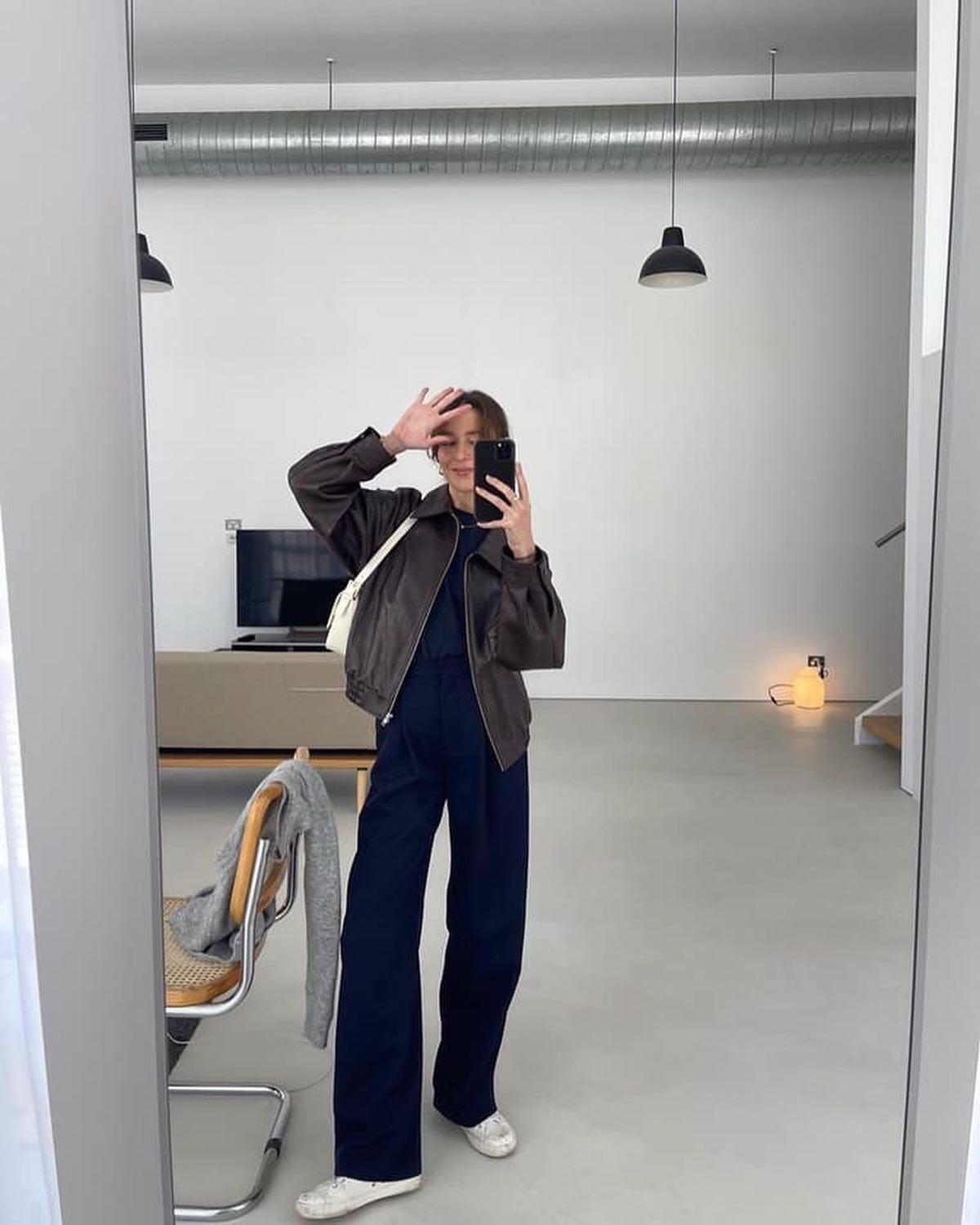 요즘 많이보이는 레더룩👧🏻🤎🖤 이미지