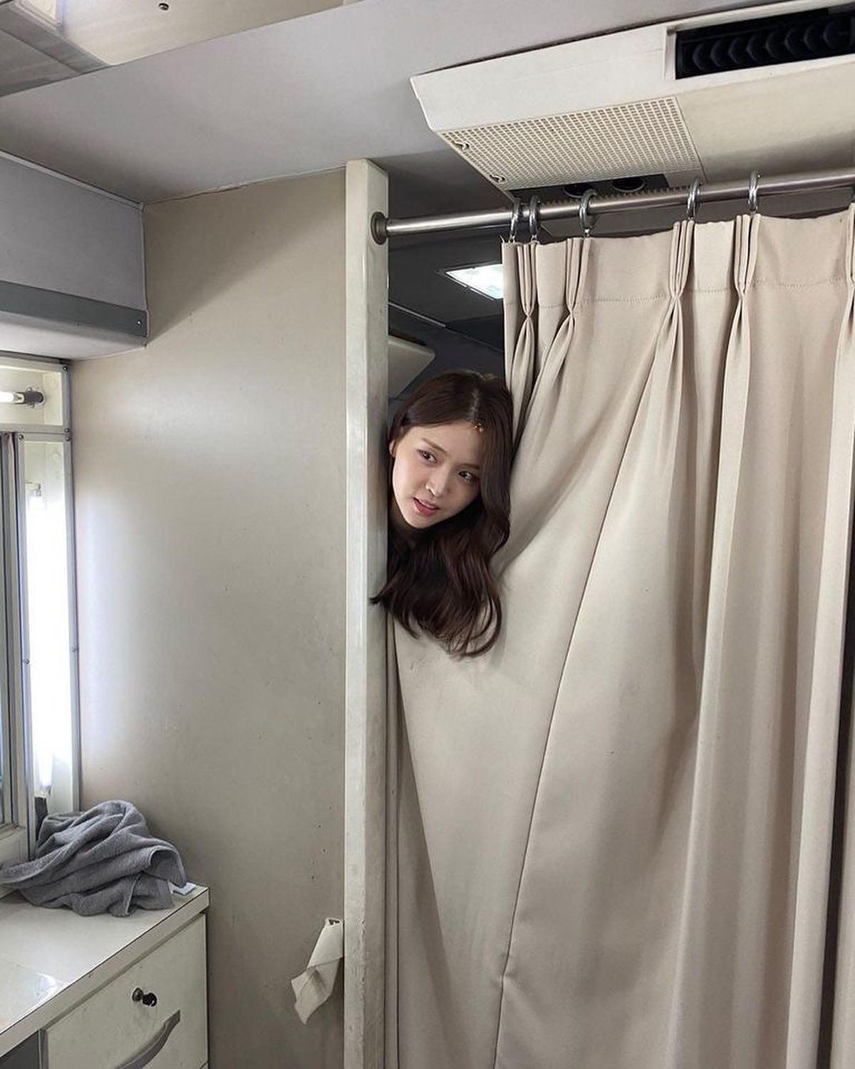 검은태양 미모 씬스틸러 김지은🌞 이미지"