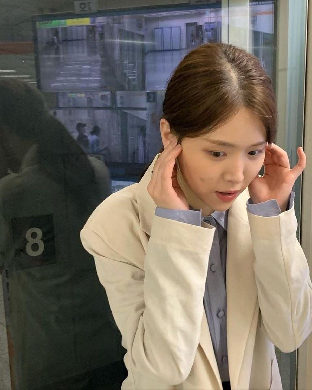 검은태양 미모 씬스틸러 김지은🌞 이미지4