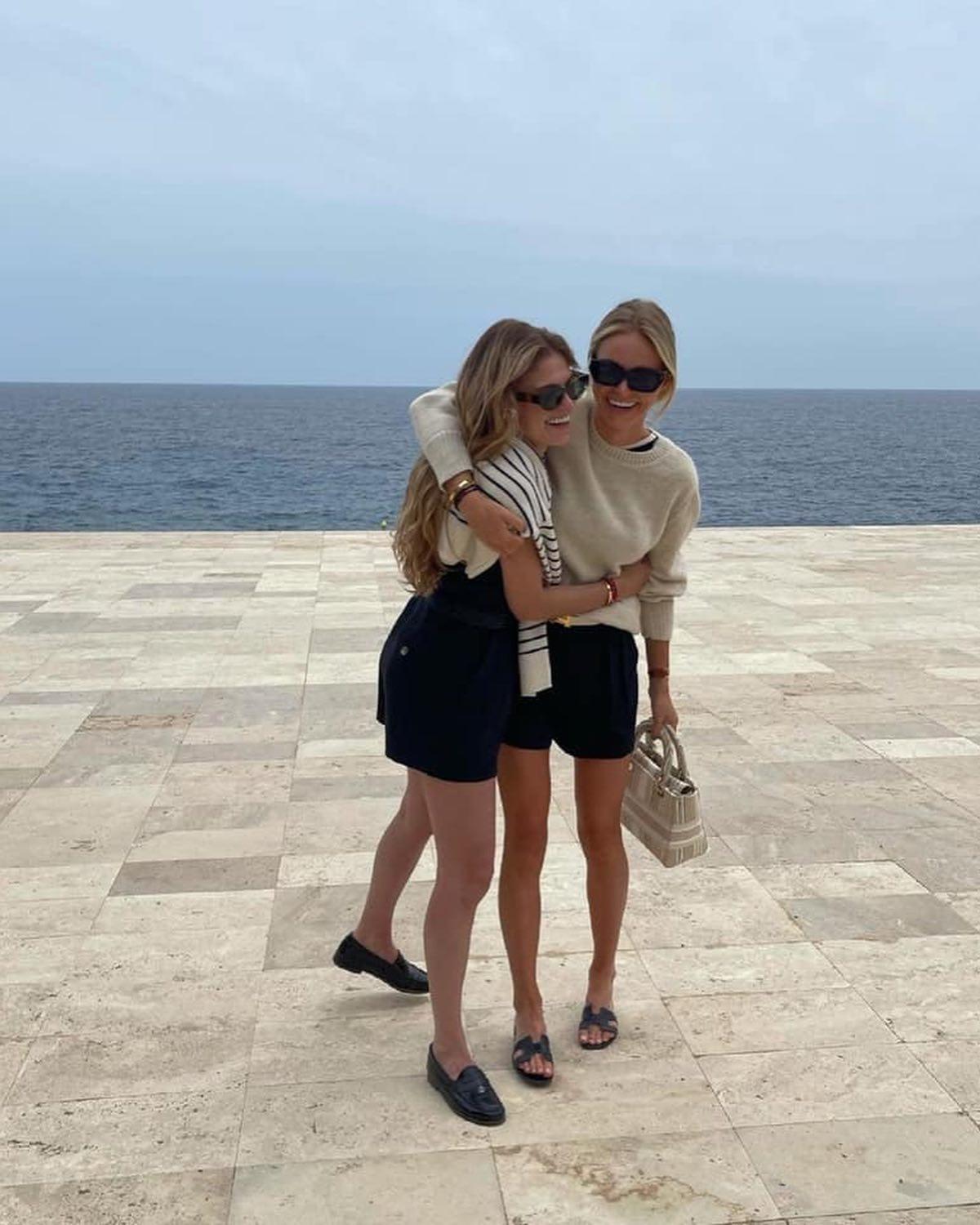 톤앤톤으로 @맞춰입기👭🏻💛 이미지8