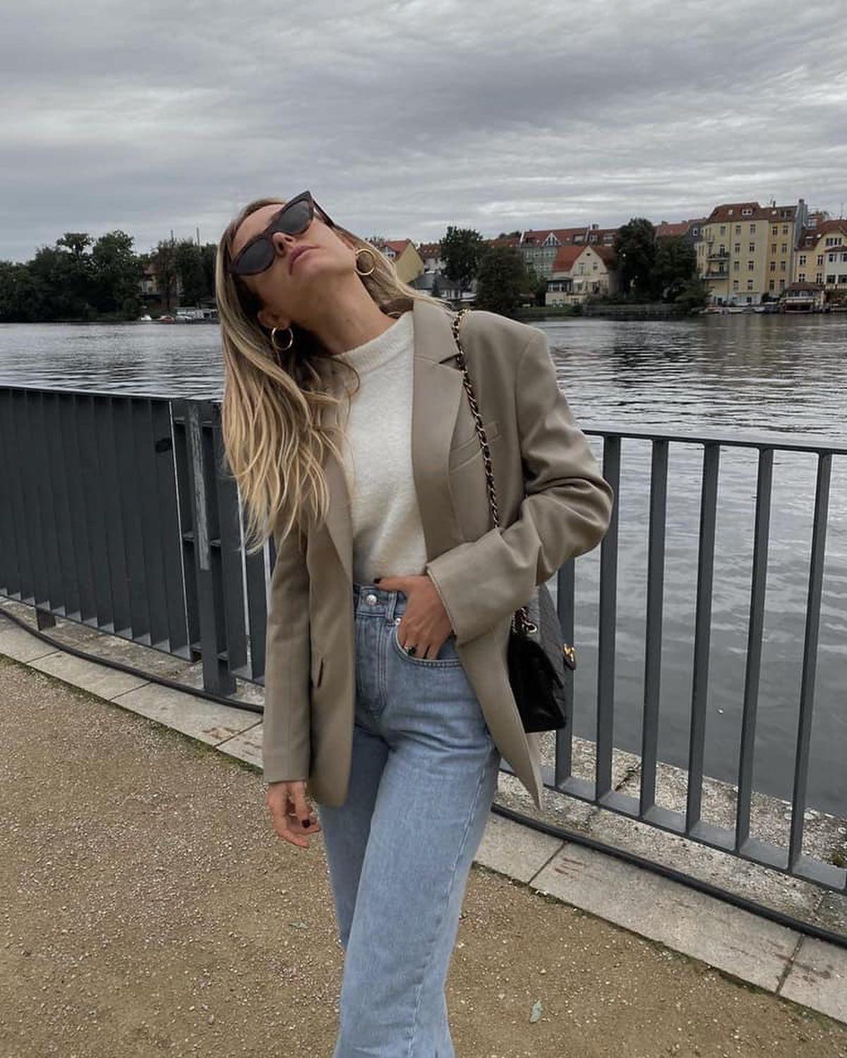 차분한 베이지 자켓 @입자🤎 이미지4