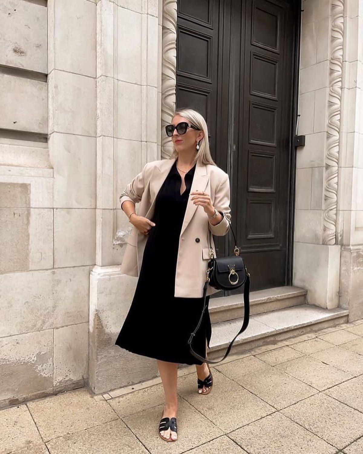 분위기 만들어주는 긴치마🤍🖤 이미지6