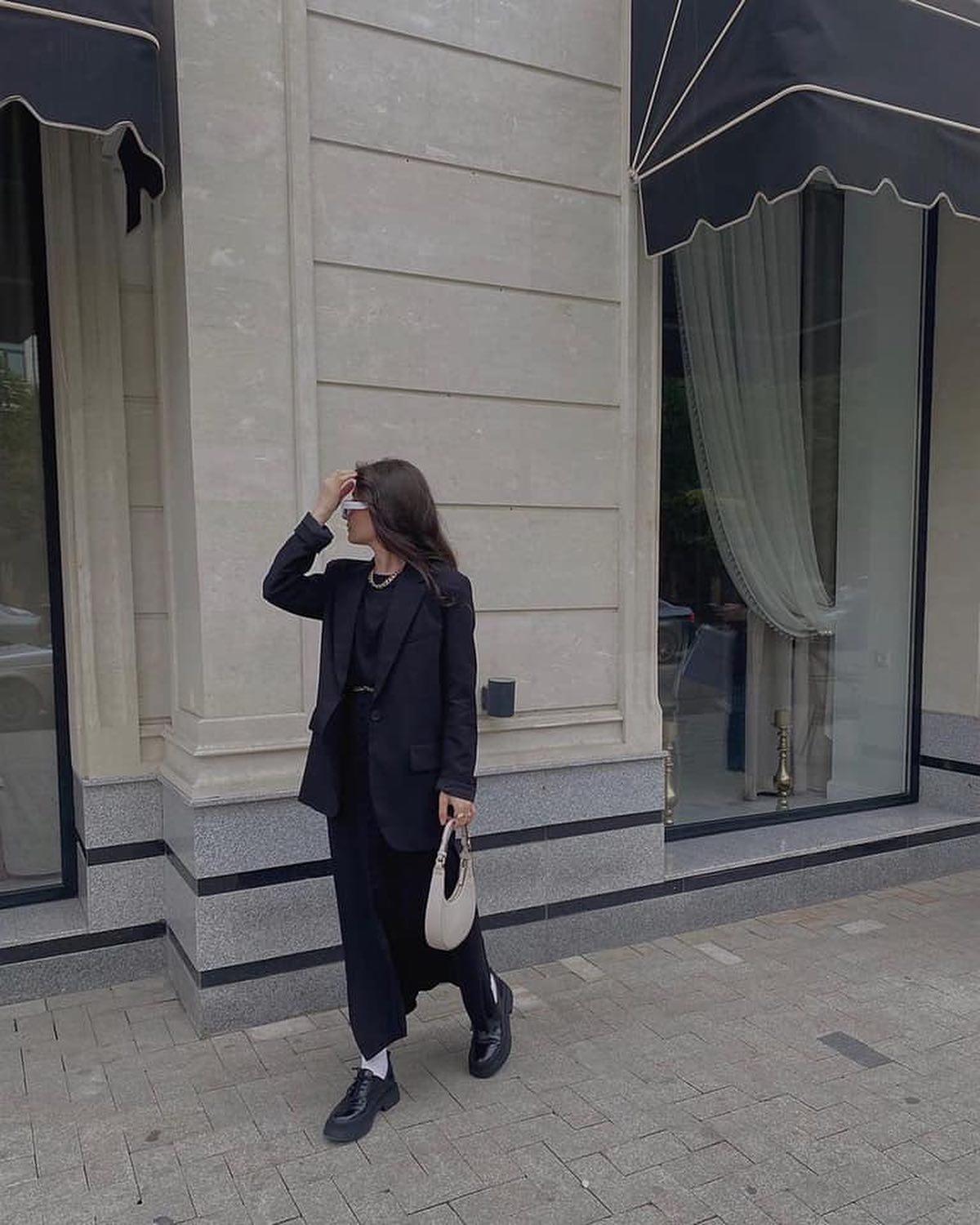 분위기 만들어주는 긴치마🤍🖤 이미지7