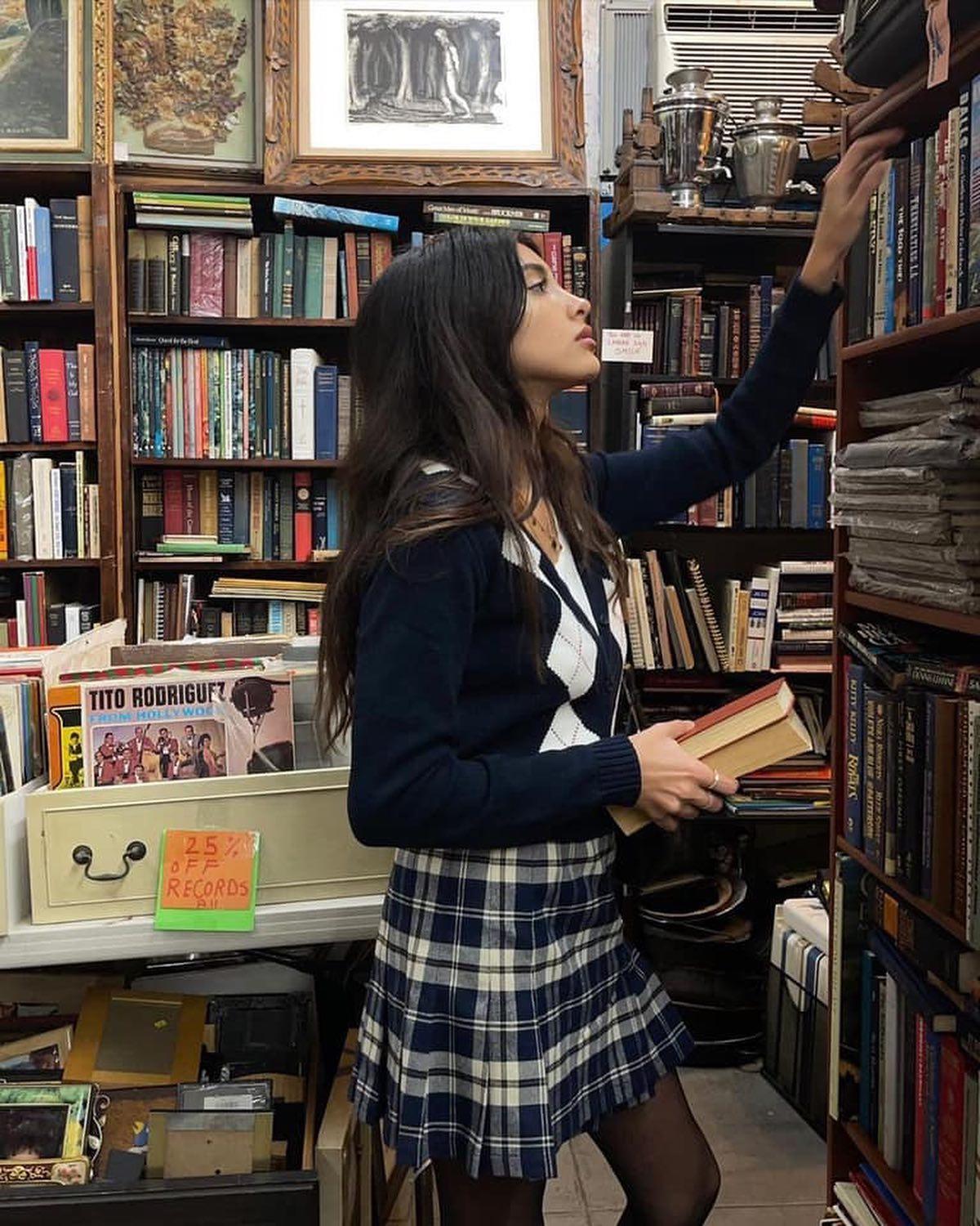 가디건이 필요한 요즘🧶🤍 이미지5