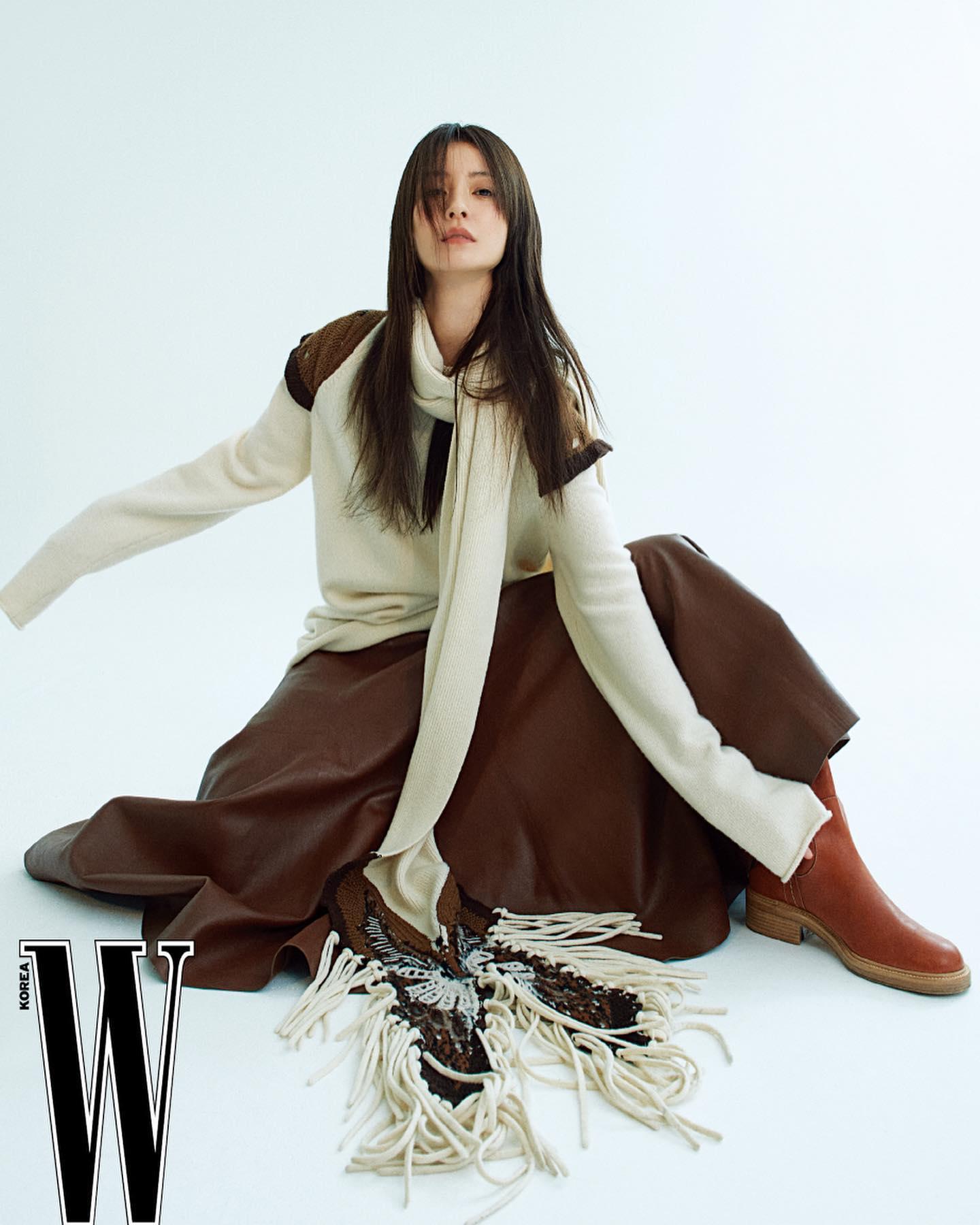 매력적 조합🤎🤍윰블리 x 끌로에
사랑스런 윰짱😎🍁 가을 분위기 변신 #광고 이미지4