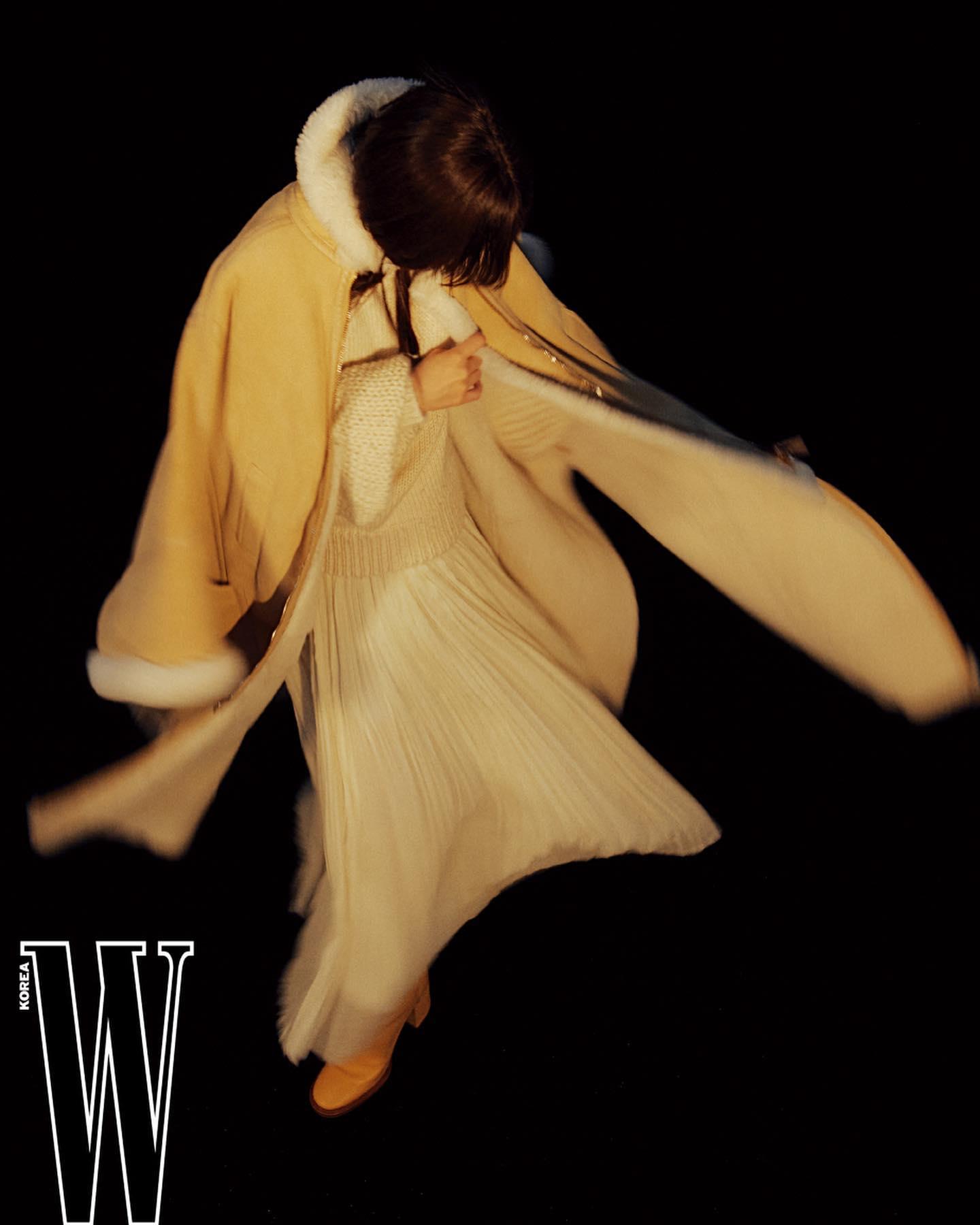 매력적 조합🤎🤍윰블리 x 끌로에
사랑스런 윰짱😎🍁 가을 분위기 변신 #광고 이미지8