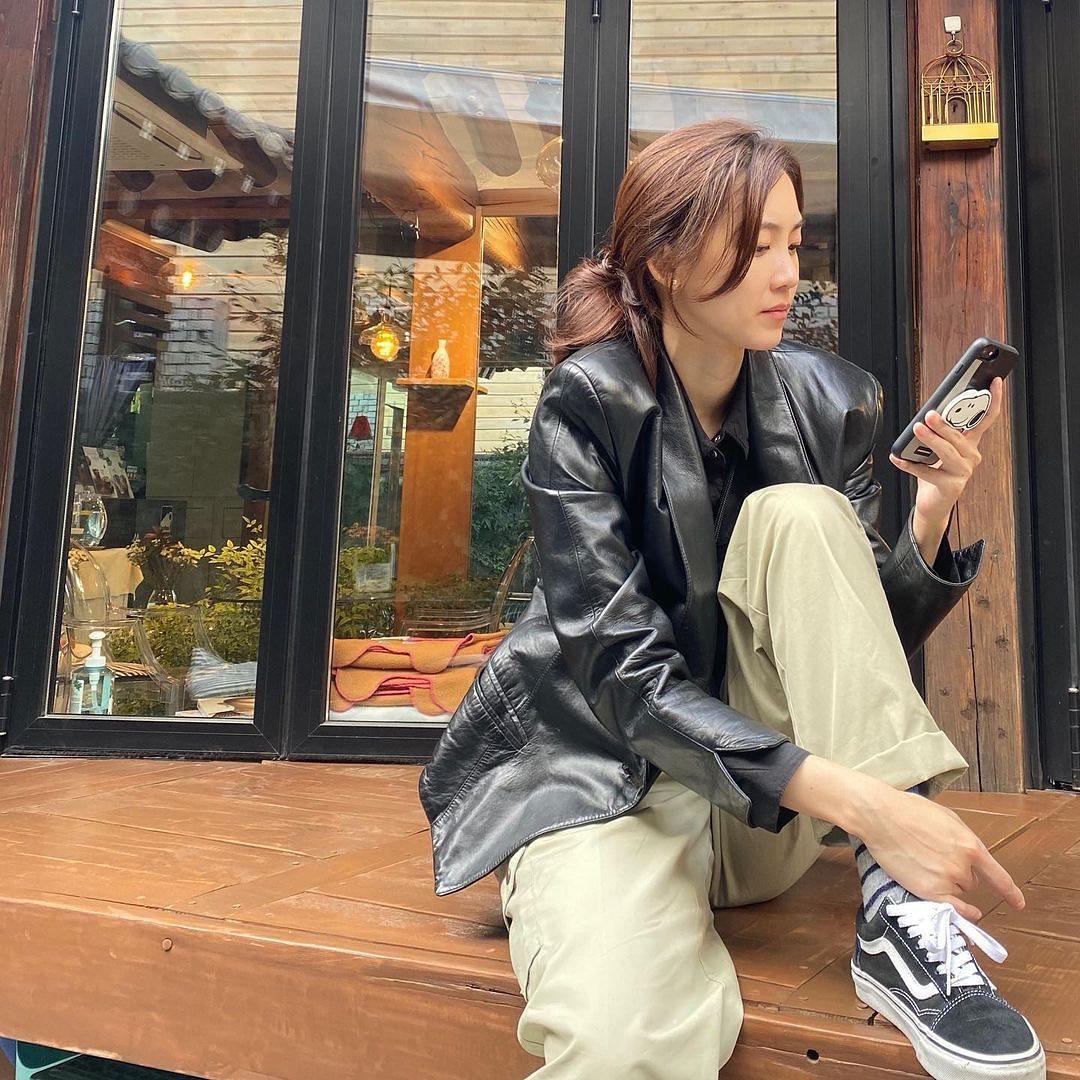 귀여움과 우아함 공존💙🤍신현빈 이미지3