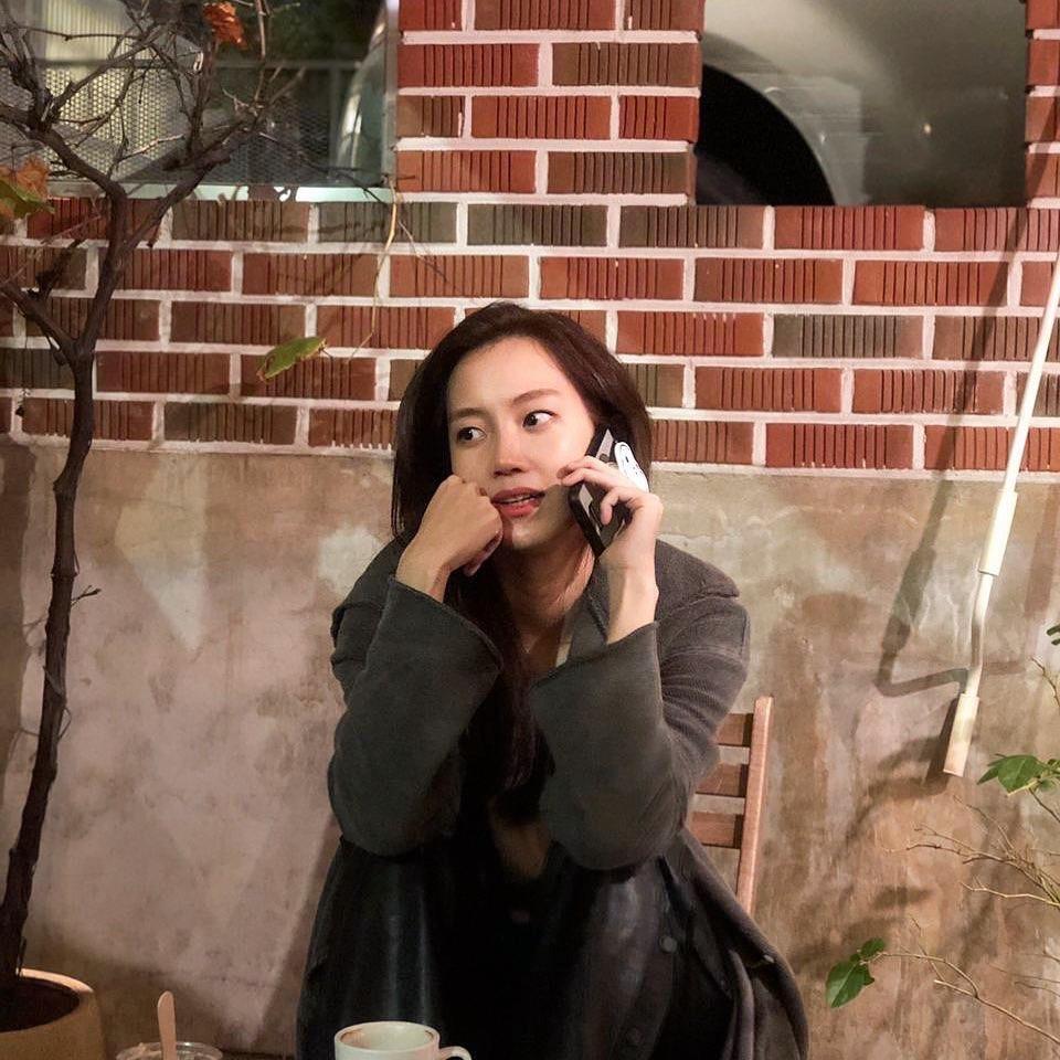 귀여움과 우아함 공존💙🤍신현빈 이미지4