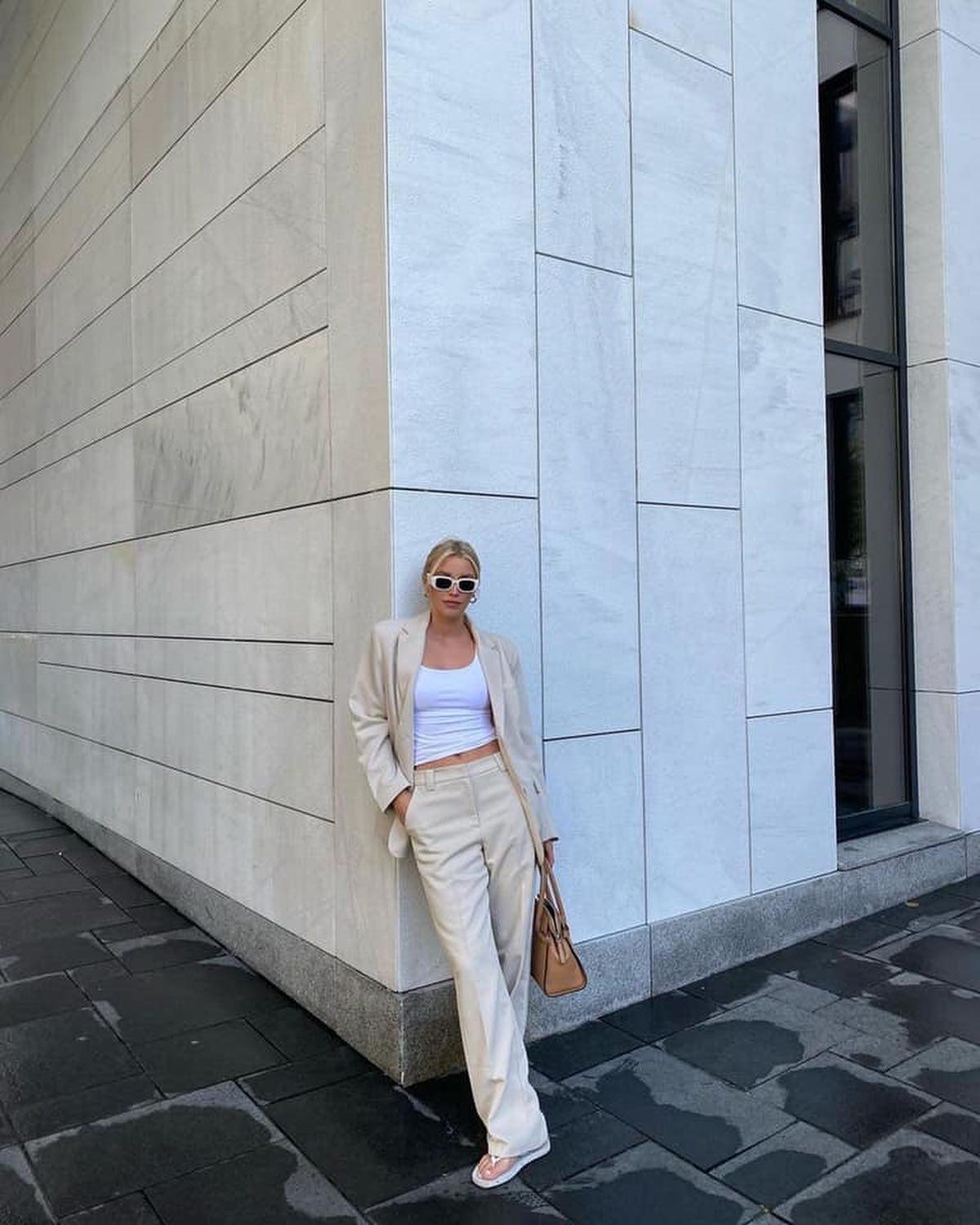 셋업 입고 자신감 뿜뿜🕺🏻🖤 이미지2