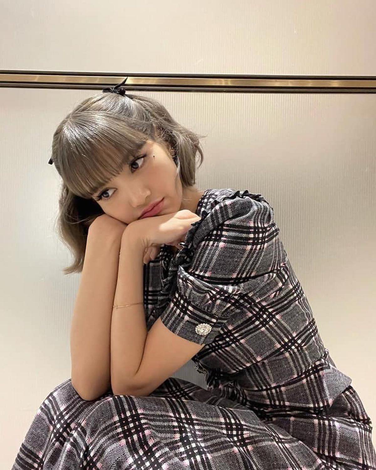 카리스마 지대루 장전🖤💗리사 이미지1