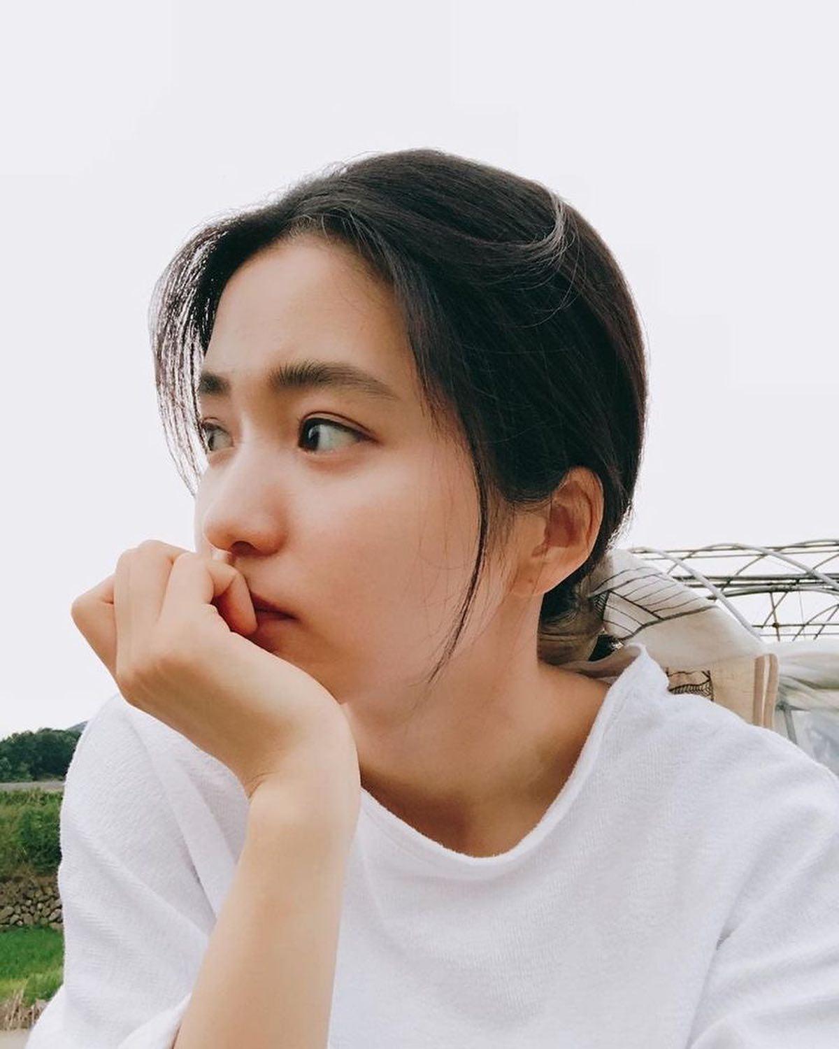 뭘입어도 러블리 그자체 김태리💛 이미지2