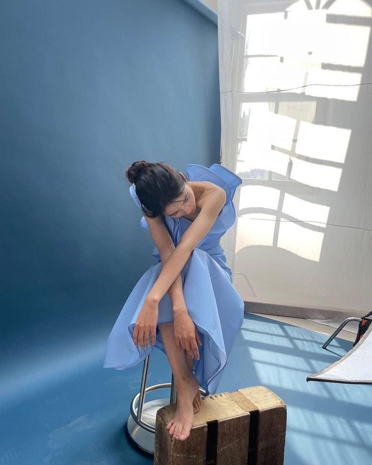 뭘입어도 러블리 그자체 김태리💛 이미지5