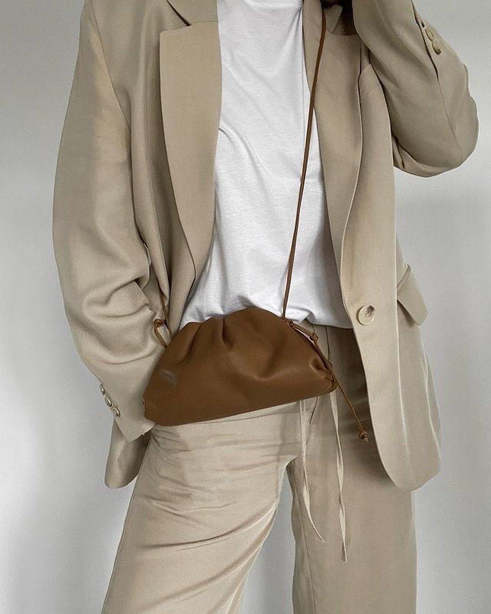 올 가을에도 역시 보테가백🤎🤍 이미지3