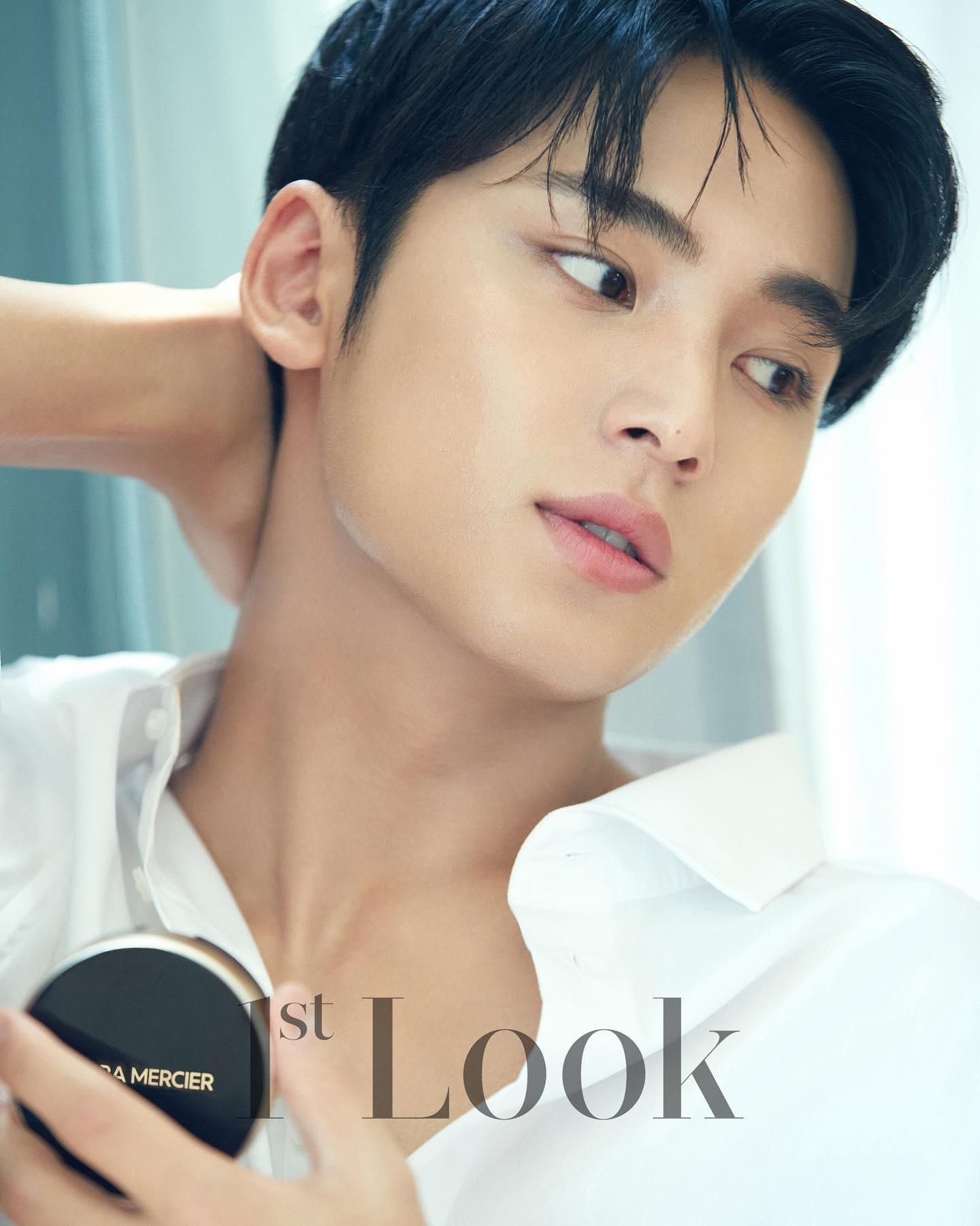 비주얼 @남친분🖤💛세븐틴 민규
피부에서 빛이 나는✨😍로라 메르시에 뷰티 화보 #광고 이미지3