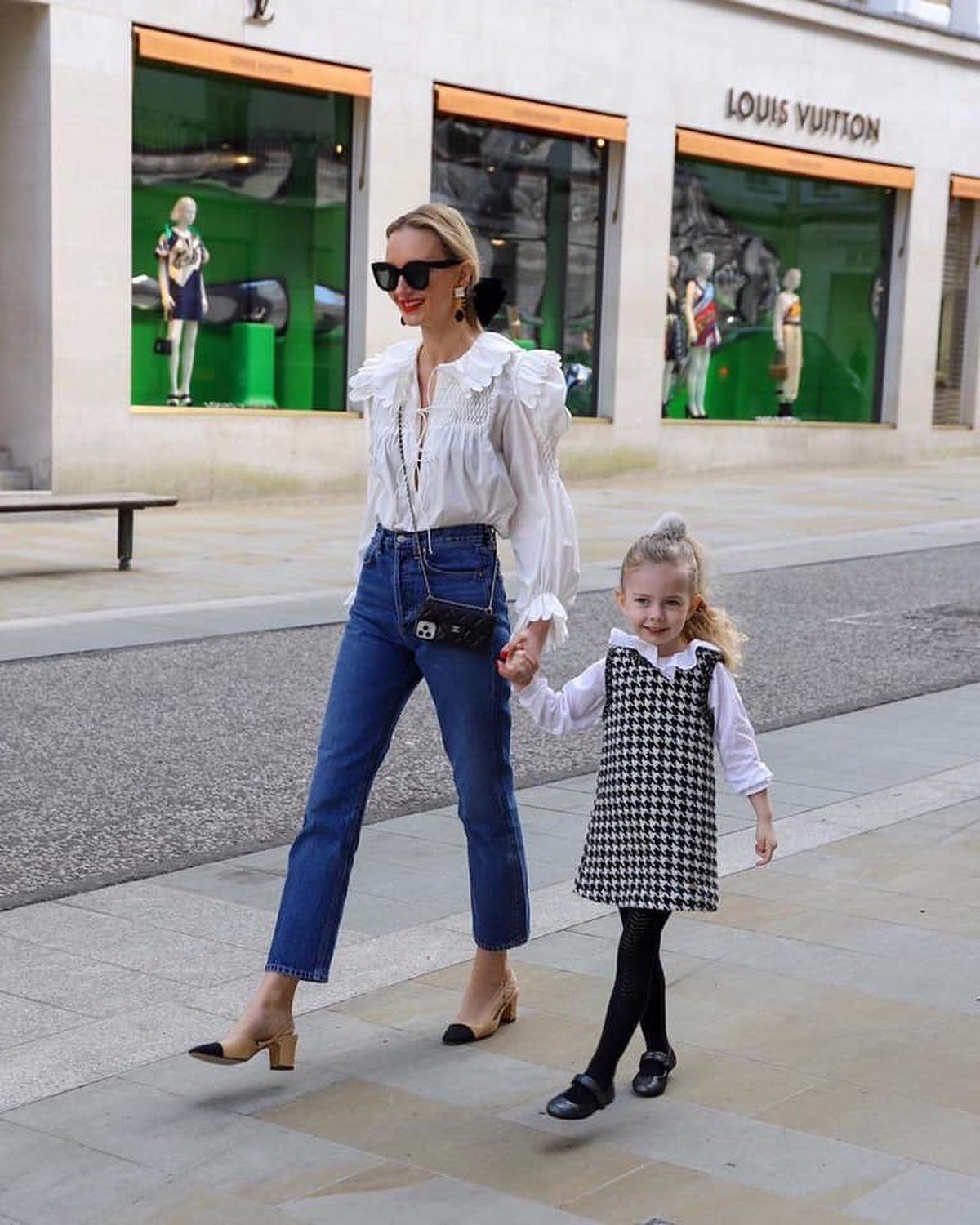 딸이랑 이렇게 다닐래👩🏼🤝👩🏻❤️ 이미지4