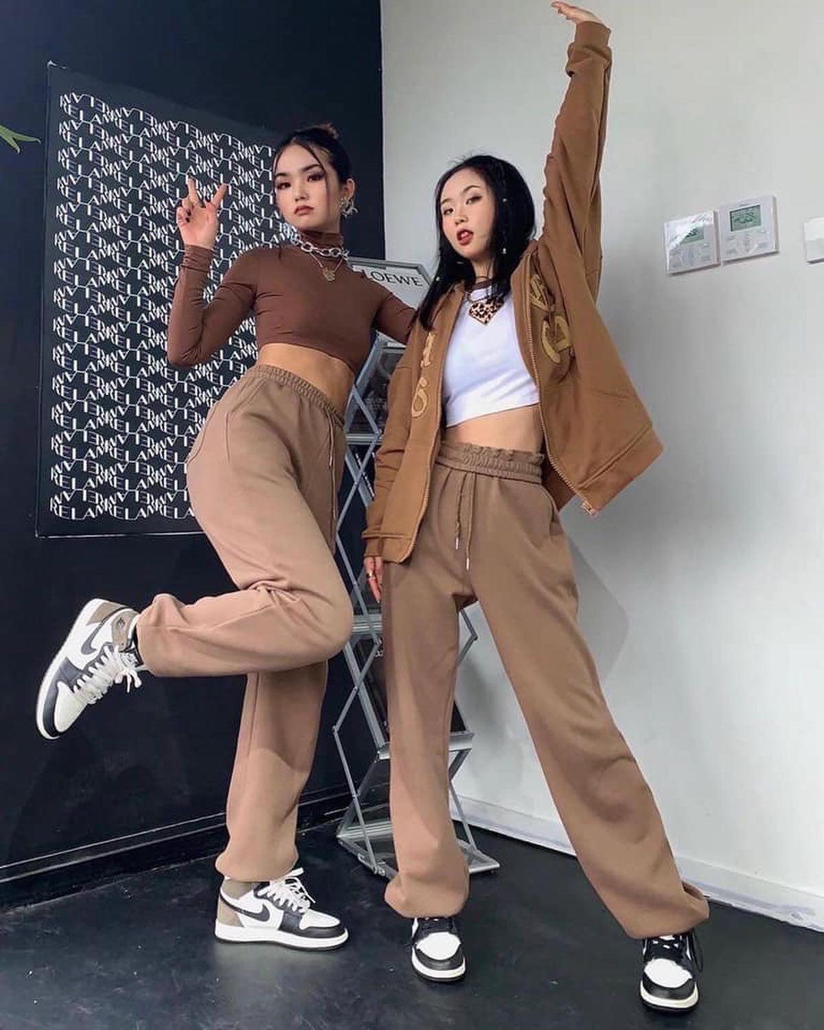 트랙수트 패션👧🏻 하이틴💚🖤💙 이미지5