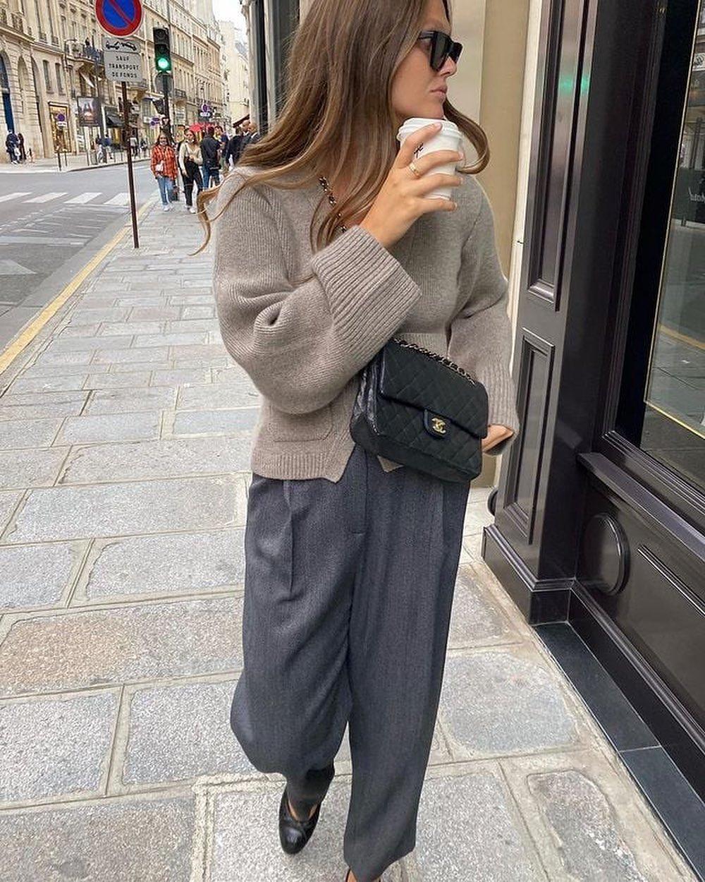 훅 들어온 가을니트🤎 이미지5