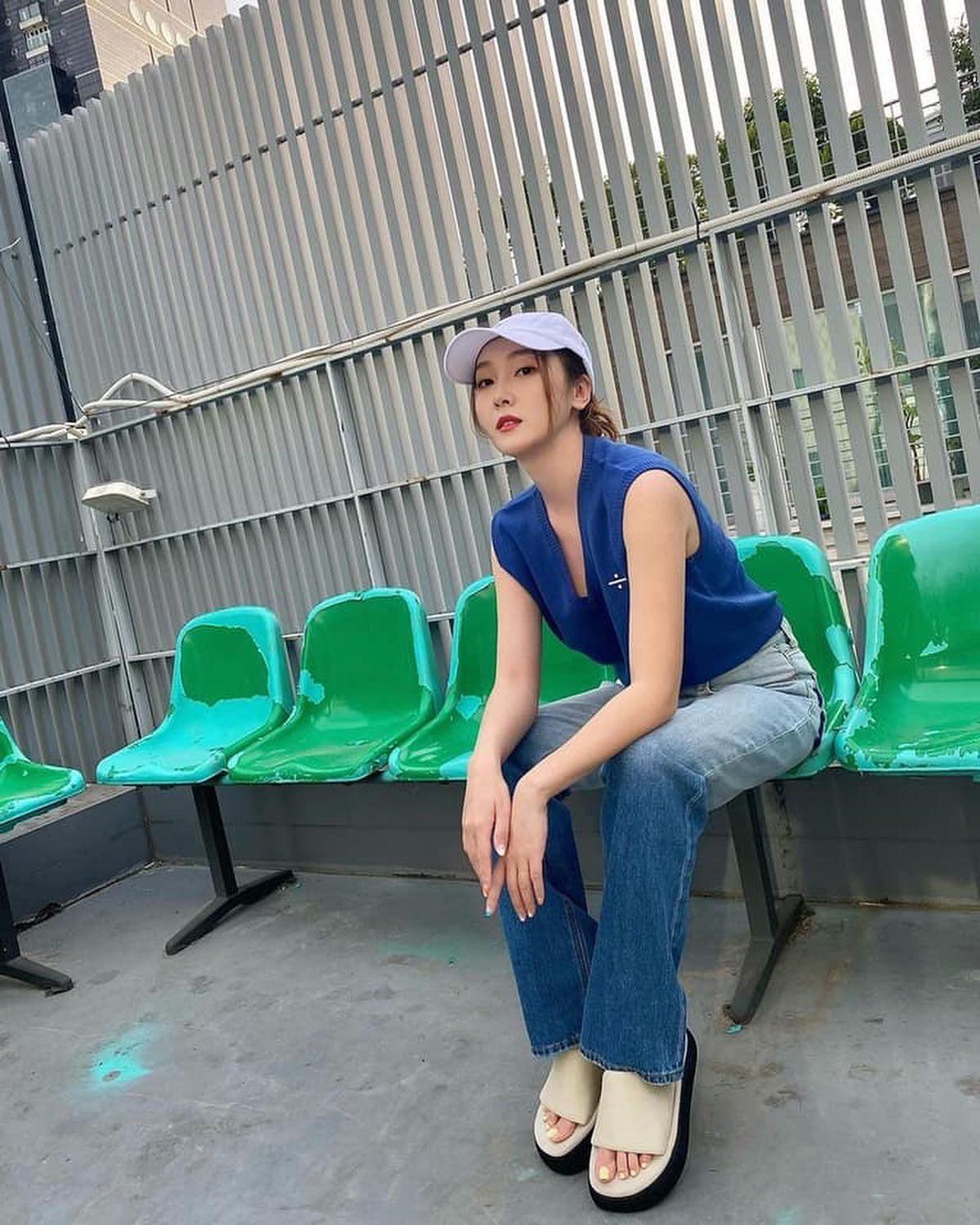 지금 딱 좋은 니트조끼🖤🍁 이미지6