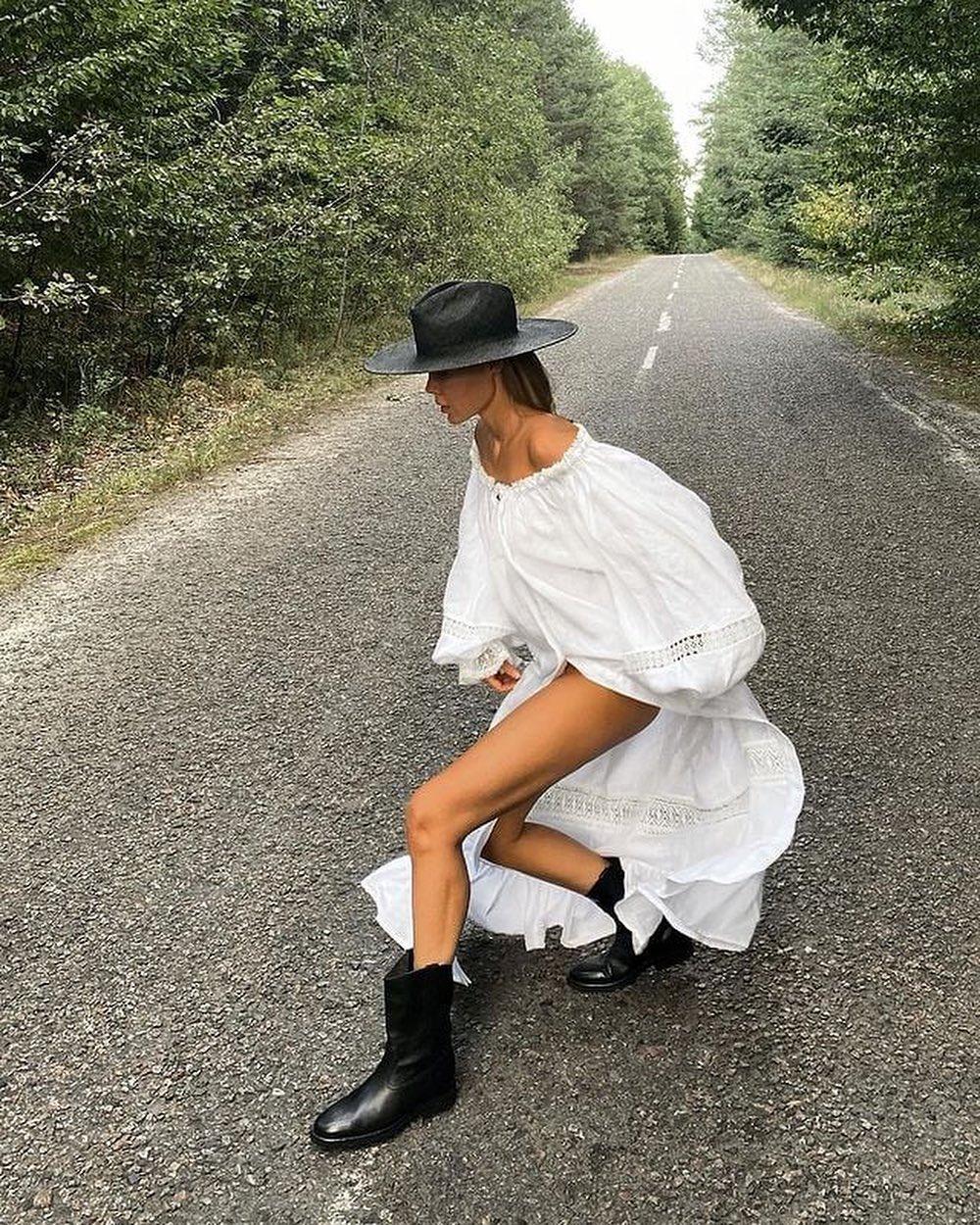 간절기에도 화이트 원피스🤍 이미지4