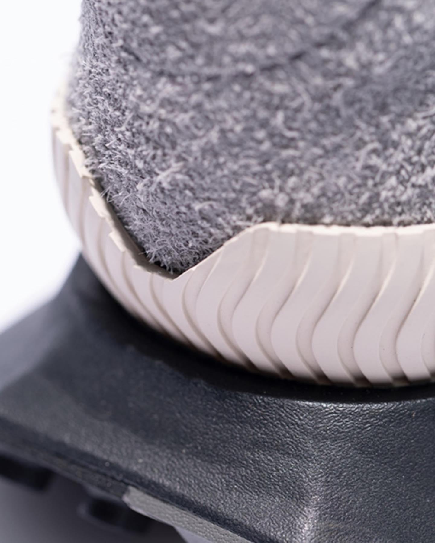 뉴발 XC-72 2번째🖤🔥@라인
70년대 러닝화 SHIFTED🌚고운 블랙컬러 9/11(토) 출시 #광고 이미지5