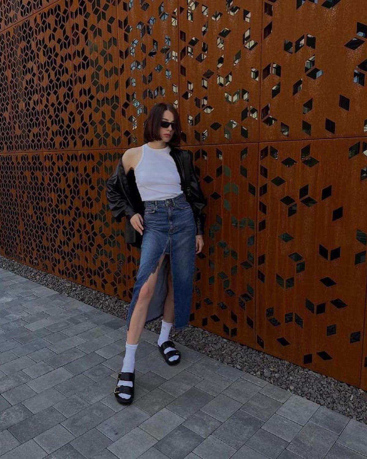 흰 양말 포기 못해🤍🖤 이미지5