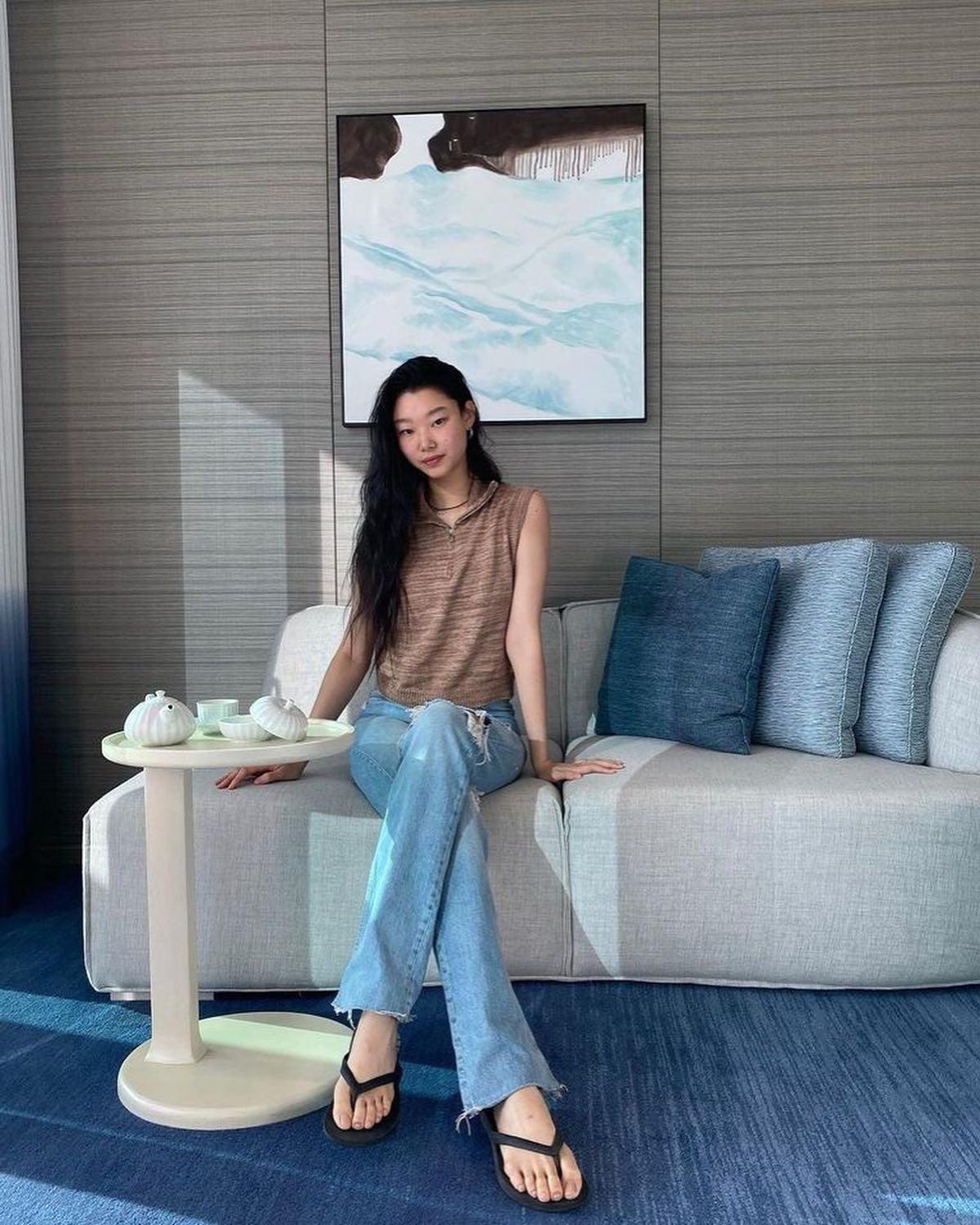 시크와 러블리 공존하는 배윤영💜 이미지3