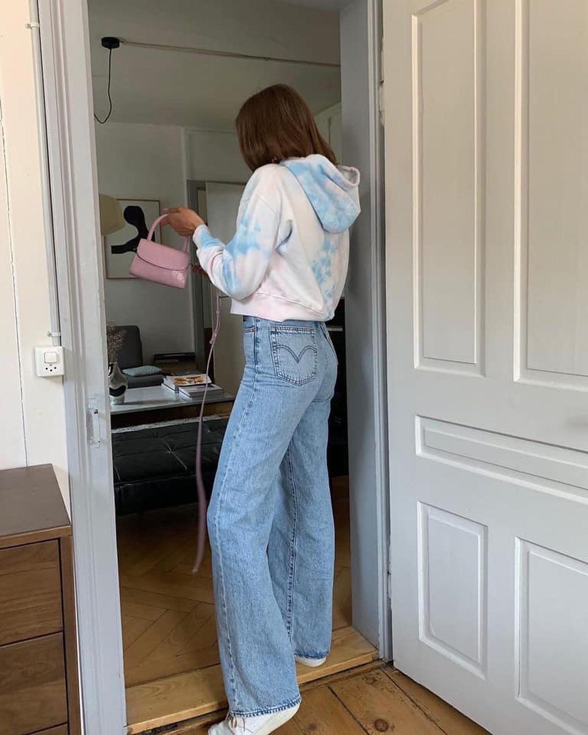 후드티에 청바지💙🤍이거지 이미지2