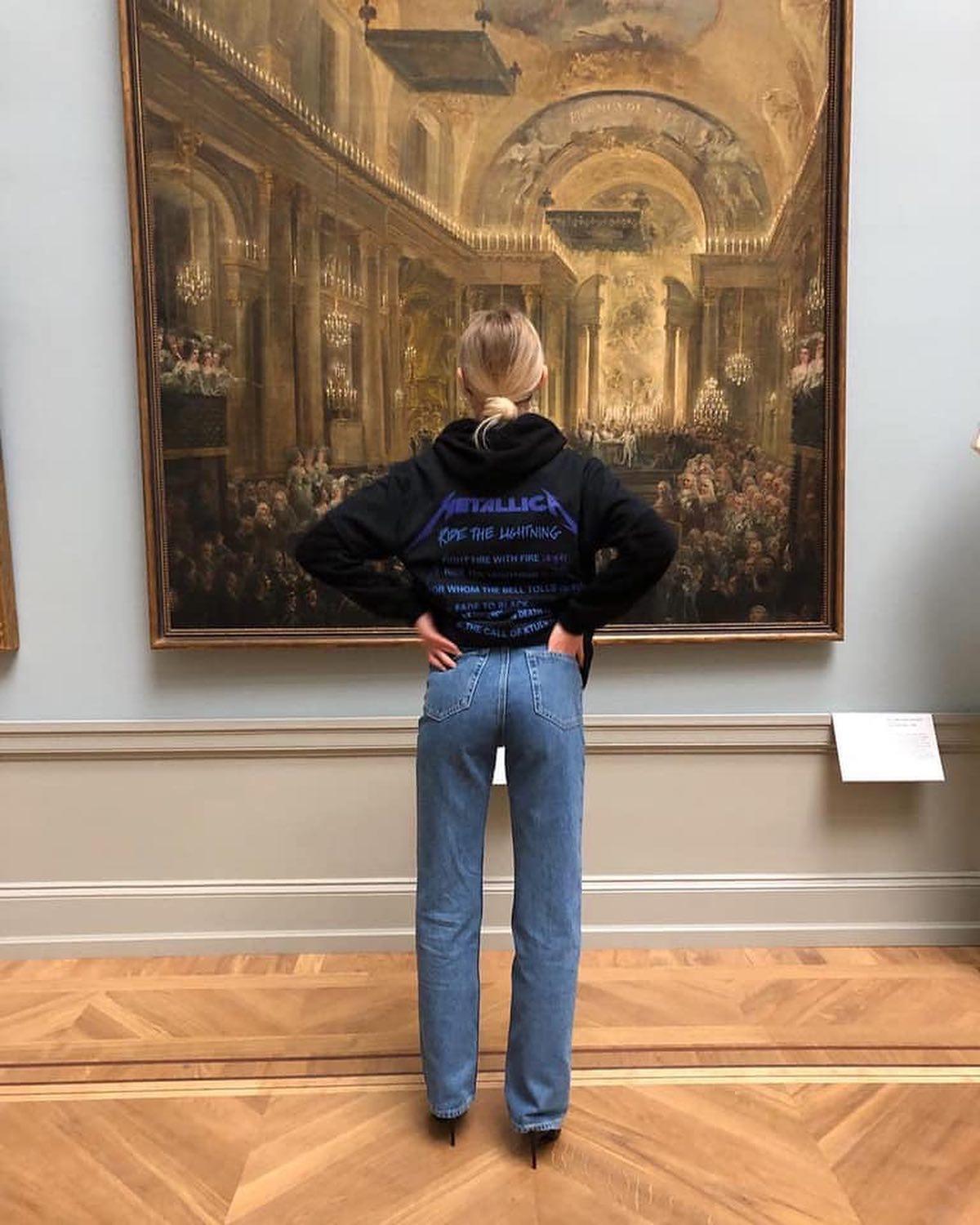 후드티에 청바지💙🤍이거지 이미지3