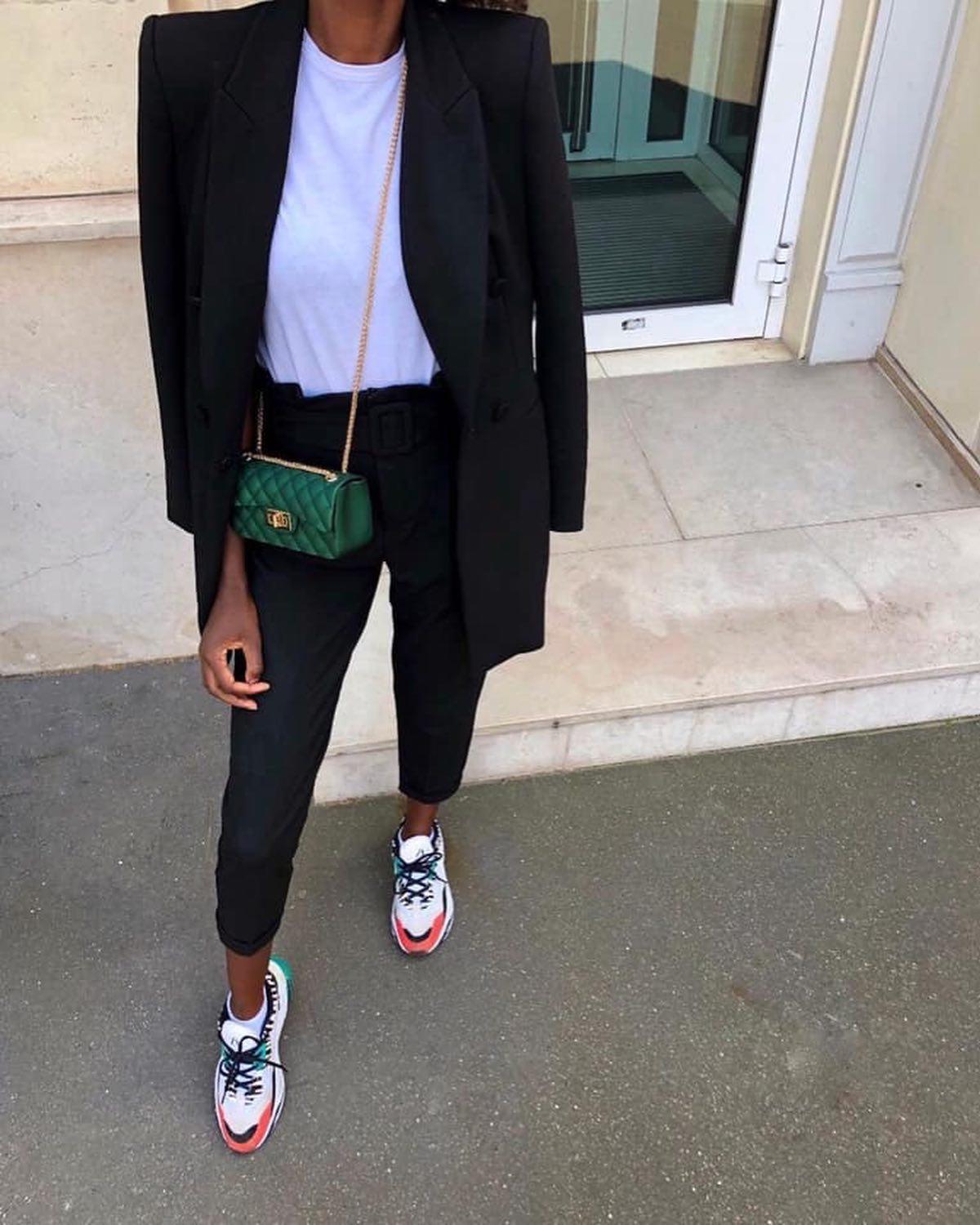 티셔츠에 자켓 걸치기🤵🏻‍♀️🤍 이미지4