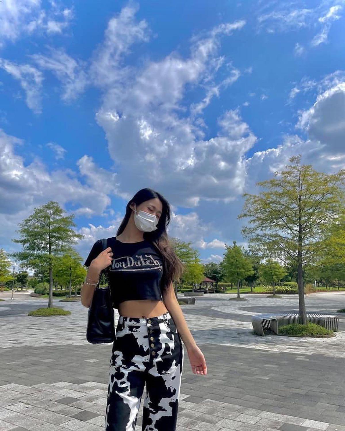 여전한 설현 클라스⭐️💙 이미지3