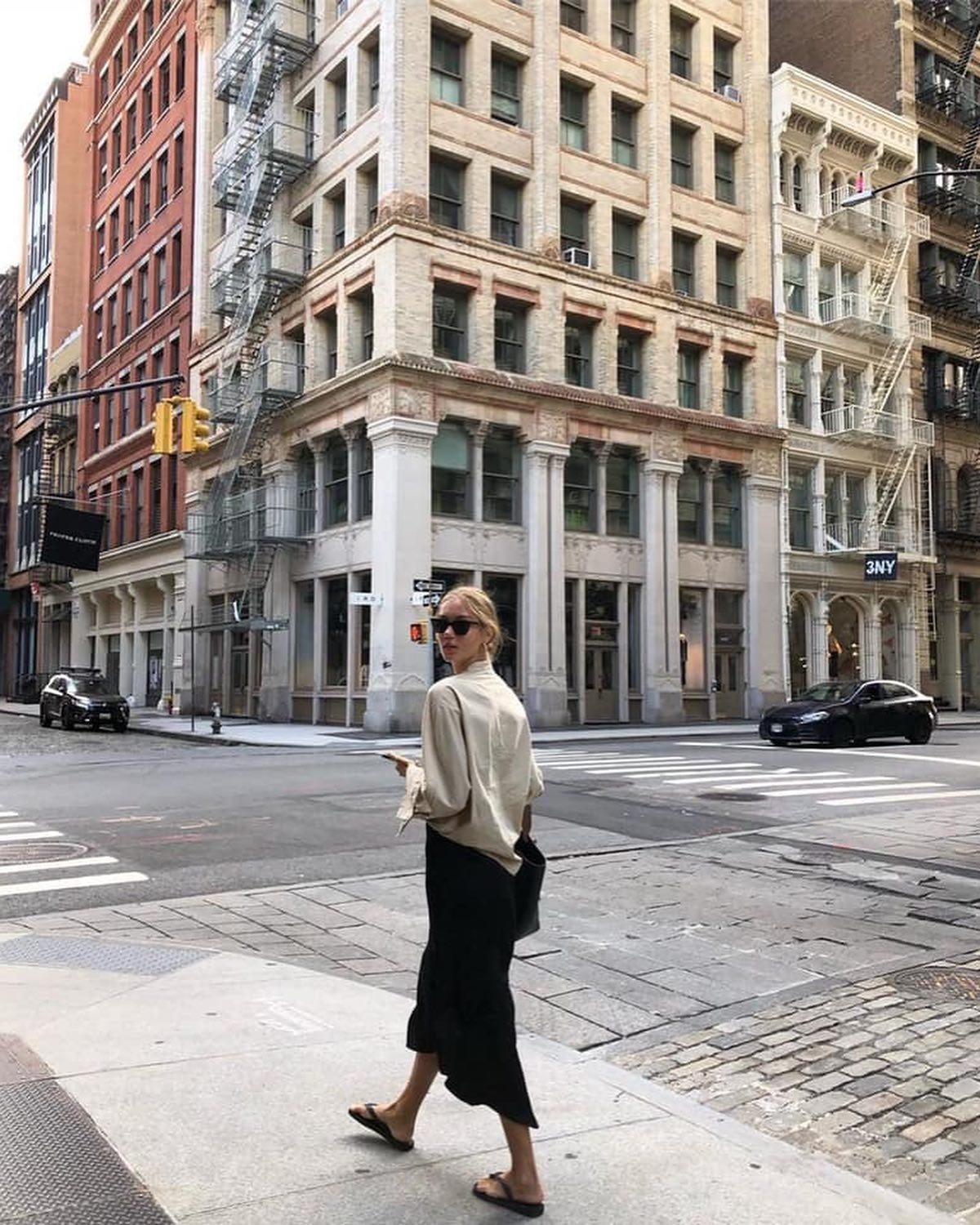 롱스커트로 미니멀하게🖤🤍 이미지6